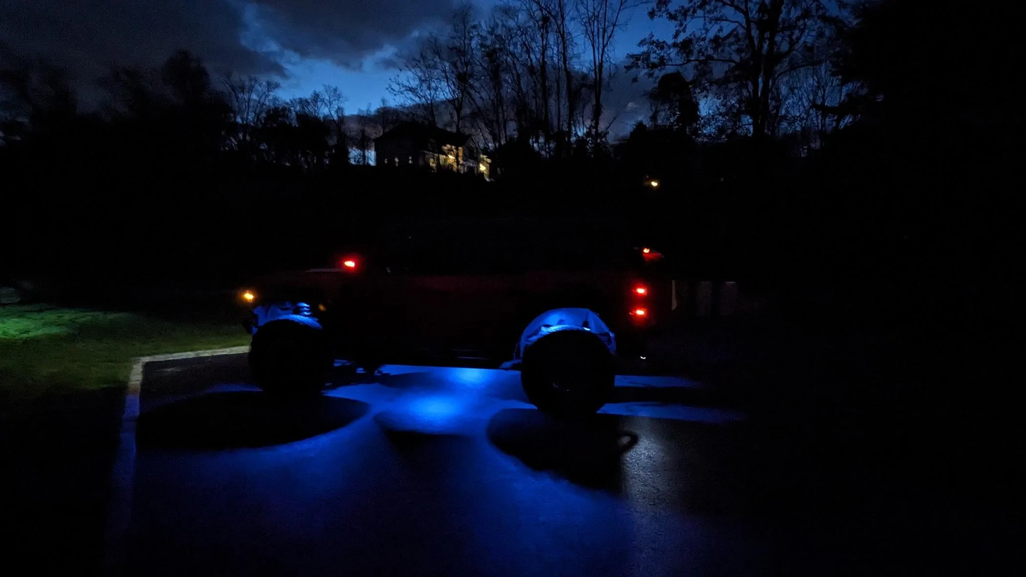 Ford Bronco Thoughts on rock lights? PXL_20231127_220934399