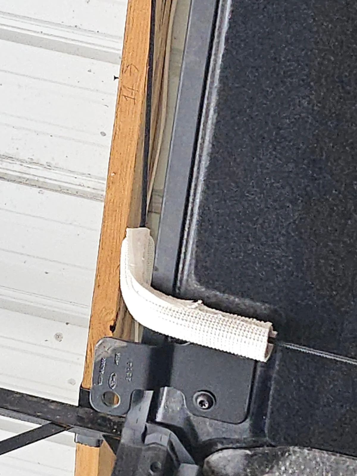 Ford Bronco Garage Hoist Question top straps