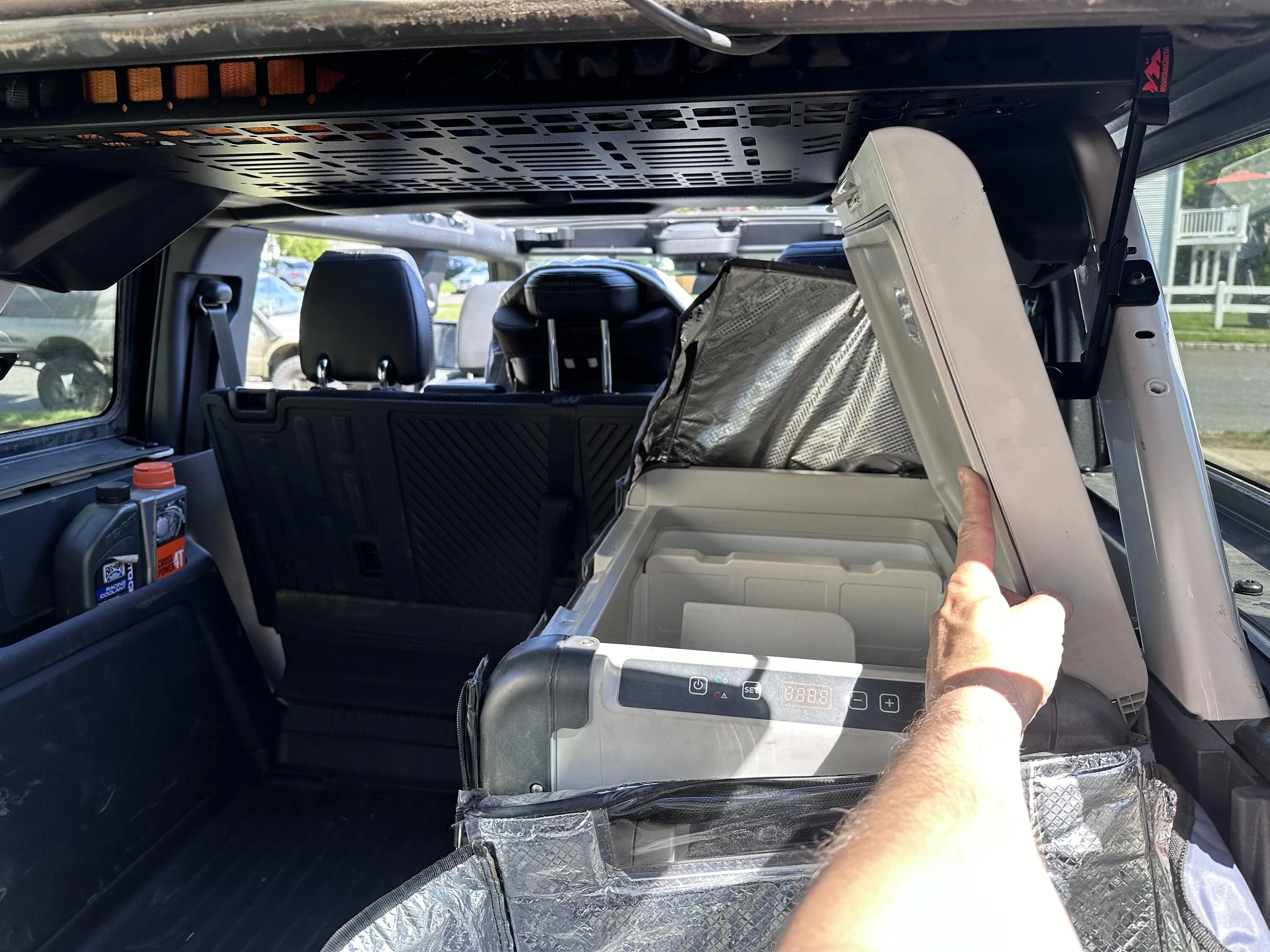 Ford Bronco IM A HORSE - Definitely not a build. 53751877619_5a52ed9612_4k