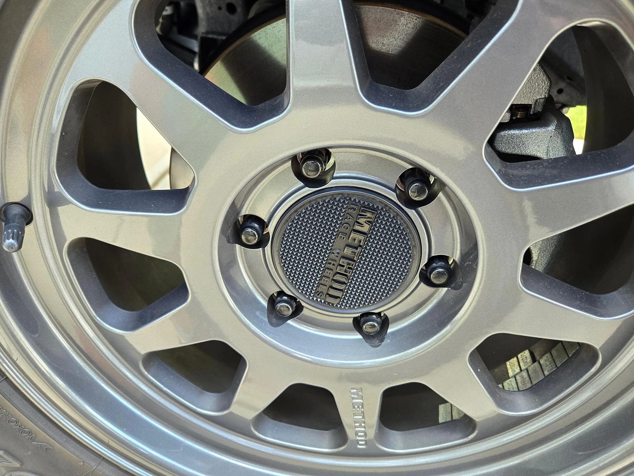 Ford Bronco Method Center Cap Removal 20240528_120828