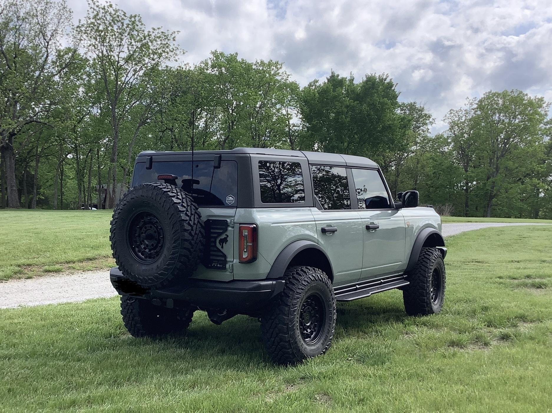 Ford Bronco 37 on no lift E0BBC5B6-4B0A-4A46-AFCE-825F90B1EFBF