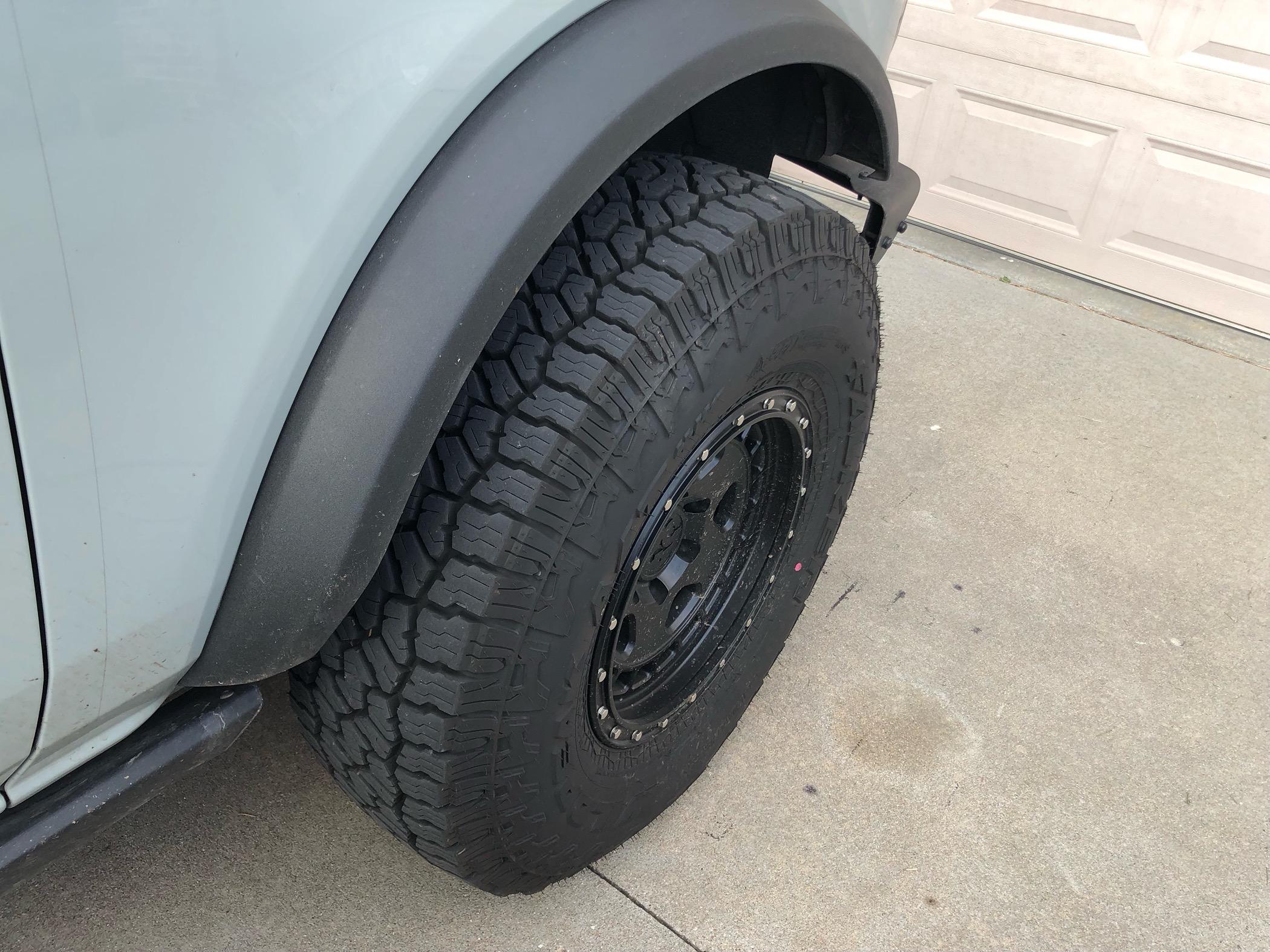 Ford Bronco Sasquatch Tire conundrum image0