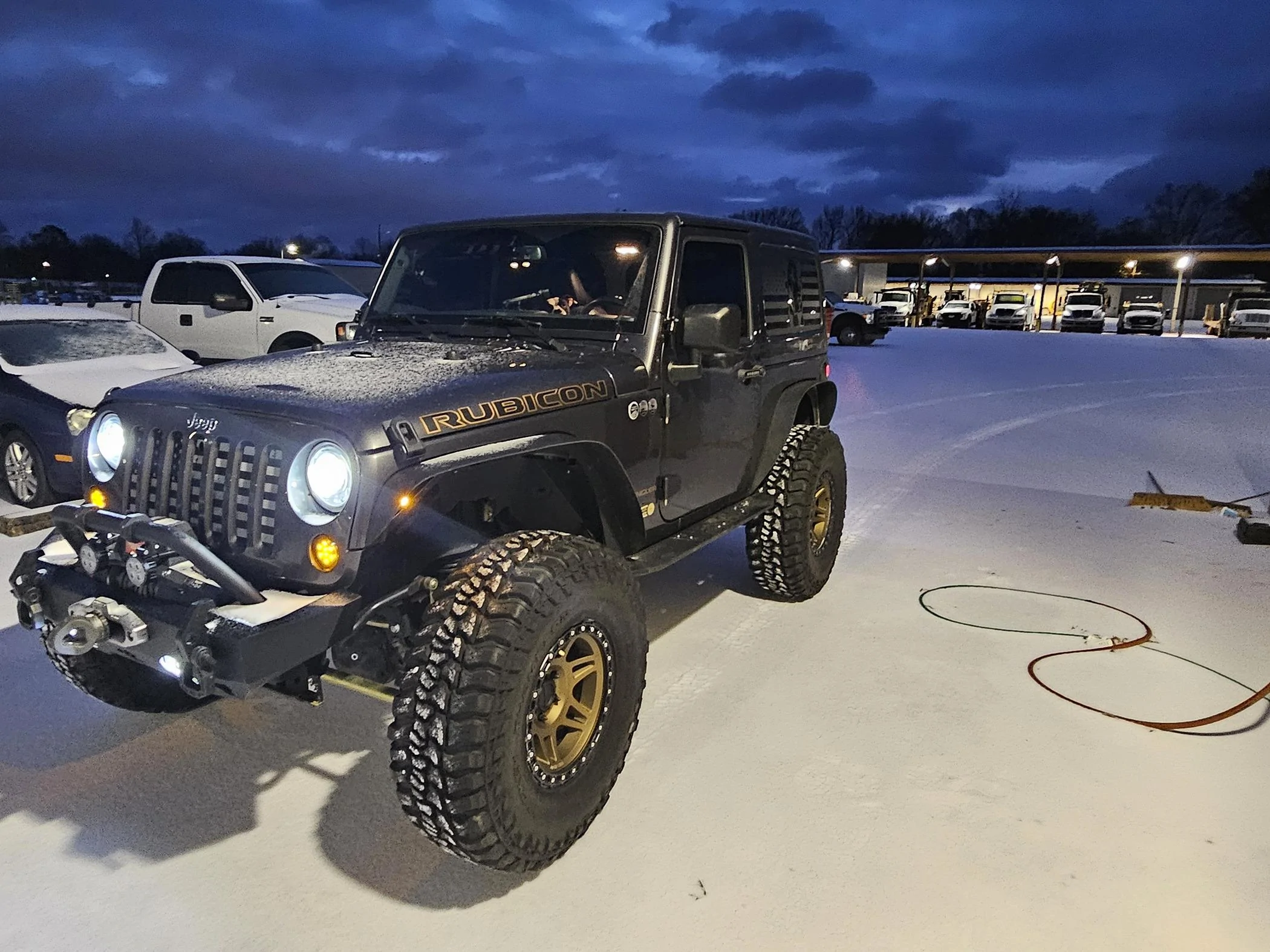 Ford Bronco Off-Road Air Compressors: An Overview & Comparisons (video) 20240116_062542