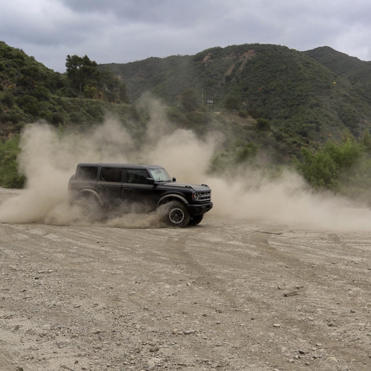 Ford Bronco It's full-Throttle Thursday! Show us those action shots! IMG_6358