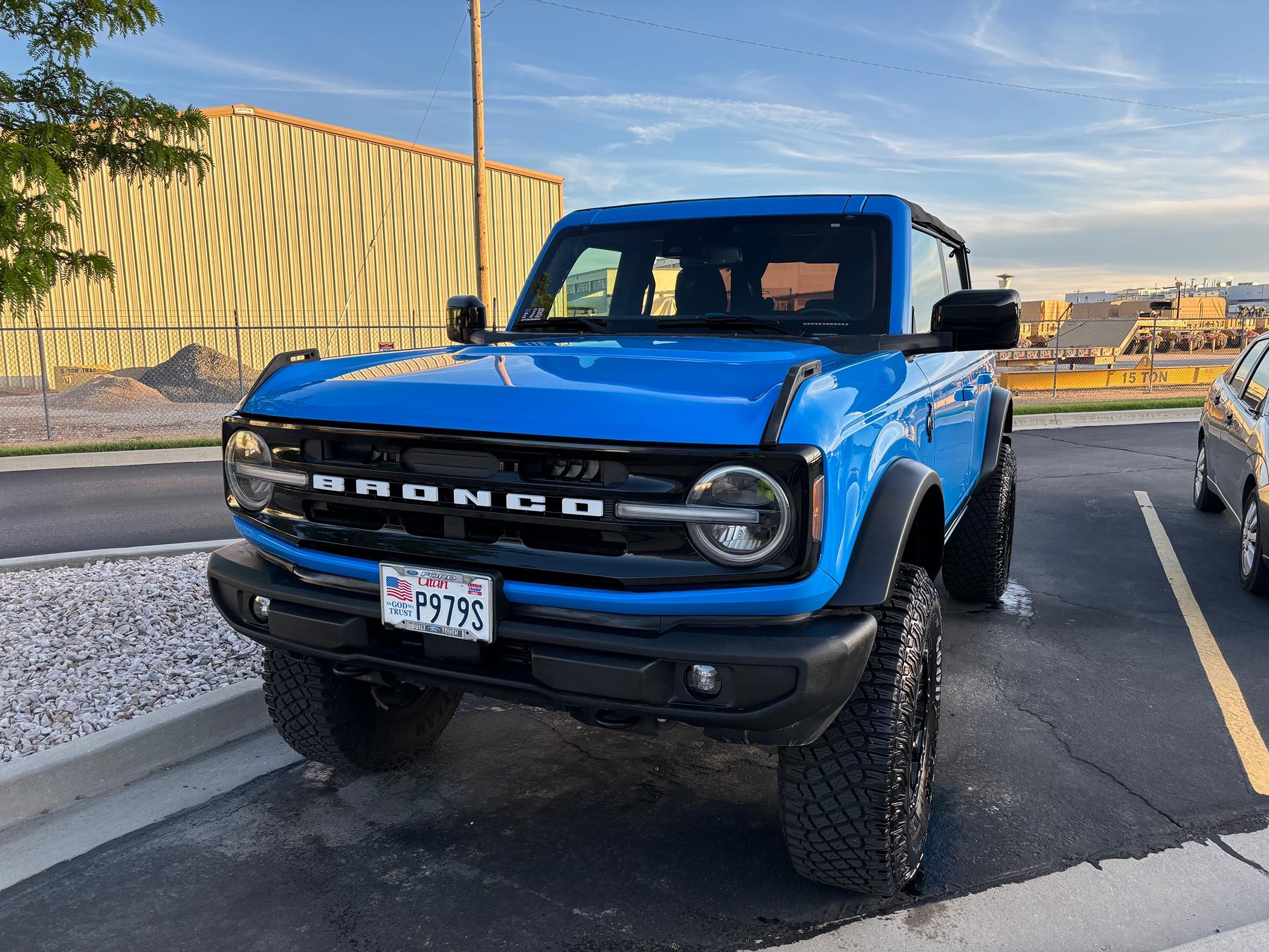 Ford Bronco New Grabber Blue Bronco pics. Will post more in better light when I get my Bushwackers installed IMG_0240