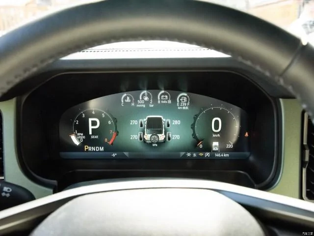 Ford Bronco Chinese-Market Bronco photos: full digital gauge cluster, new interior colors, rear passengers vents, etc. 50128900