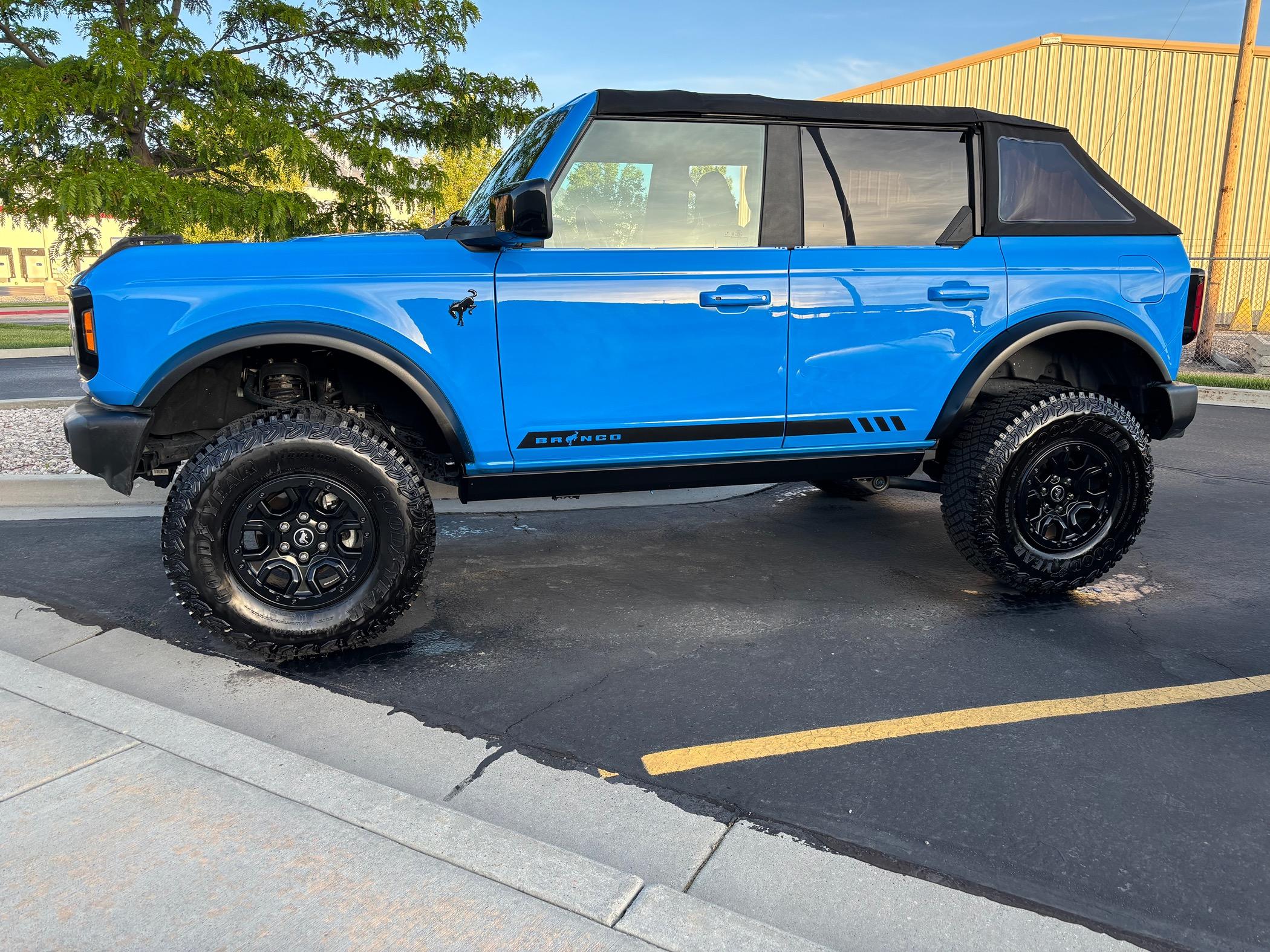 Ford Bronco Show me your Bronco - Graphics / Decals / Wrapped Edition IMG_0239