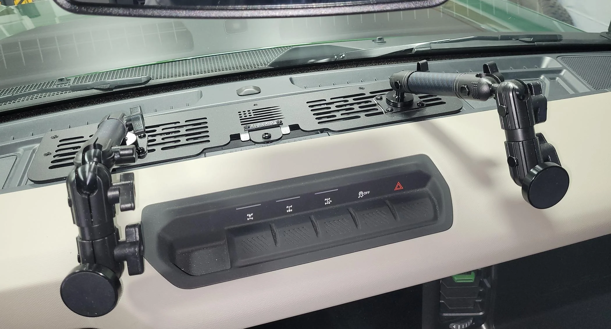 Ford Bronco Bulletpoint Mounting Solutions 1000007543