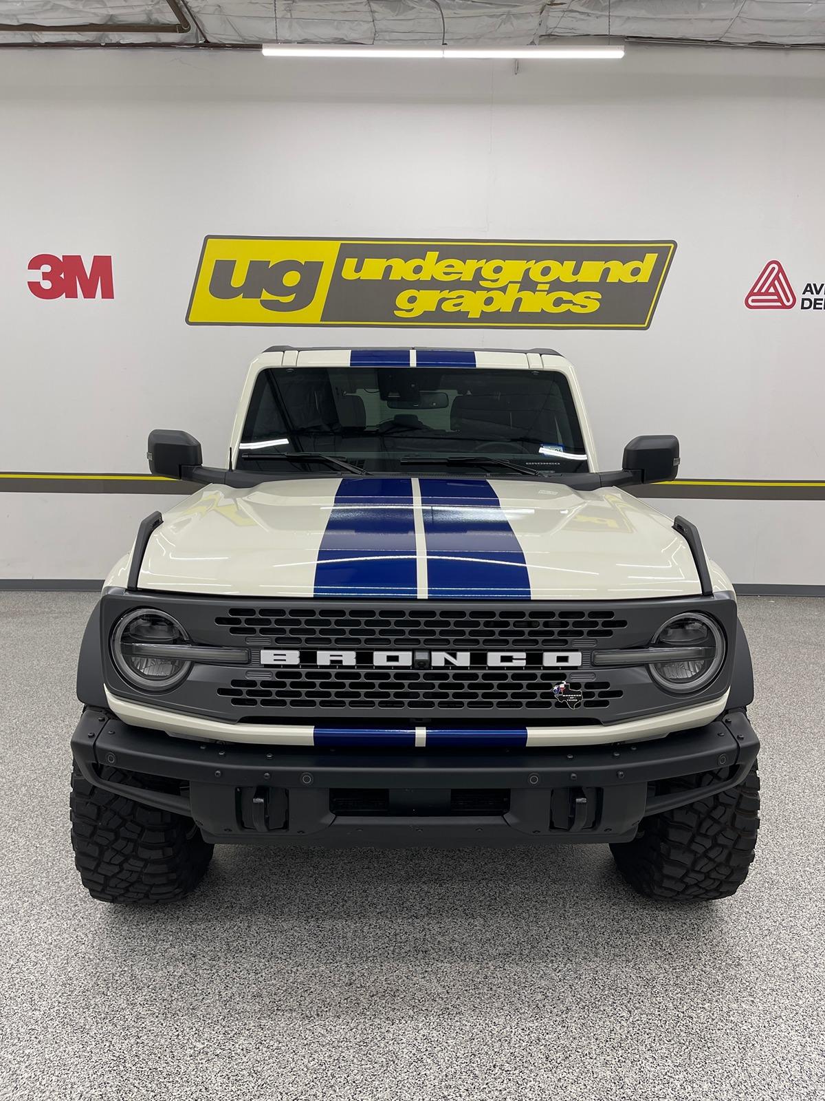 Ford Bronco Wimbledon White Bronco wrap: the first and only. IMG_8283