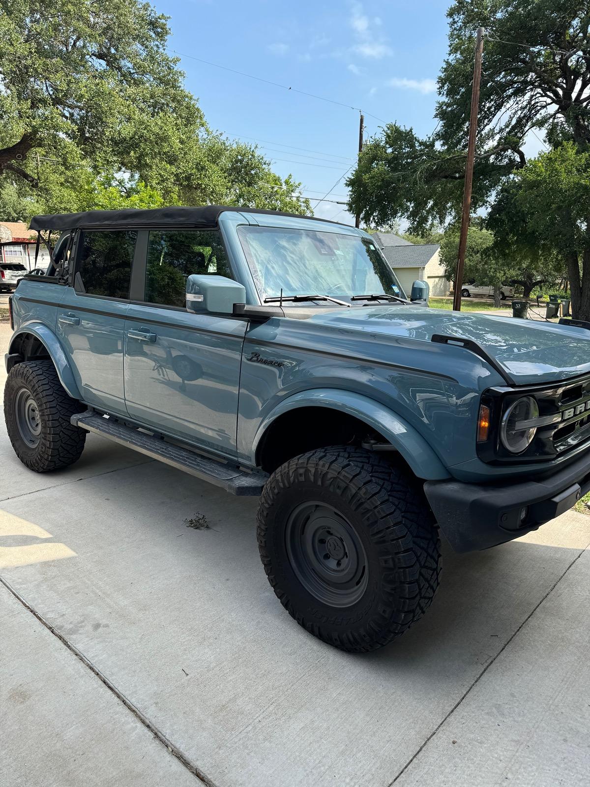 Ford Bronco Lift kit? Or Leveling kit? IMG_1207