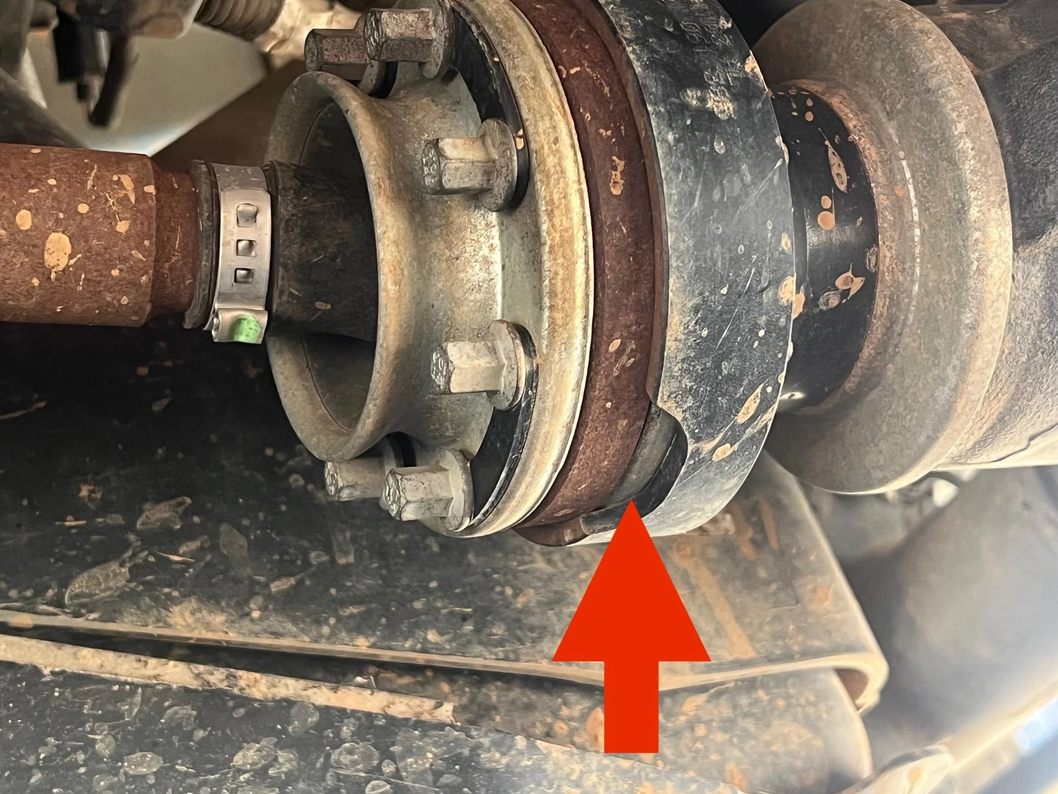 Ford Bronco Rear driveshaft bushing damaged - service recommend replacement IMG_3639