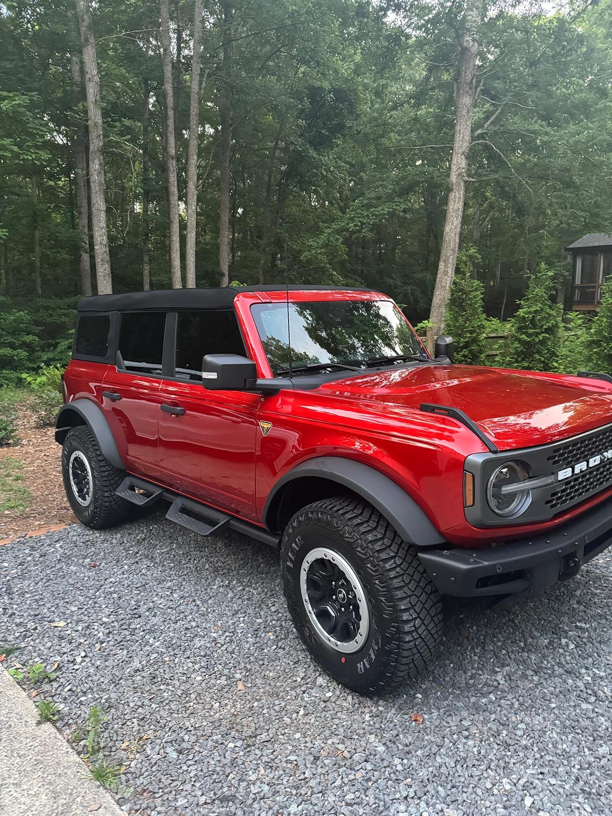 Ford Bronco HOT PEPPER RED Bronco Club IMG_2958