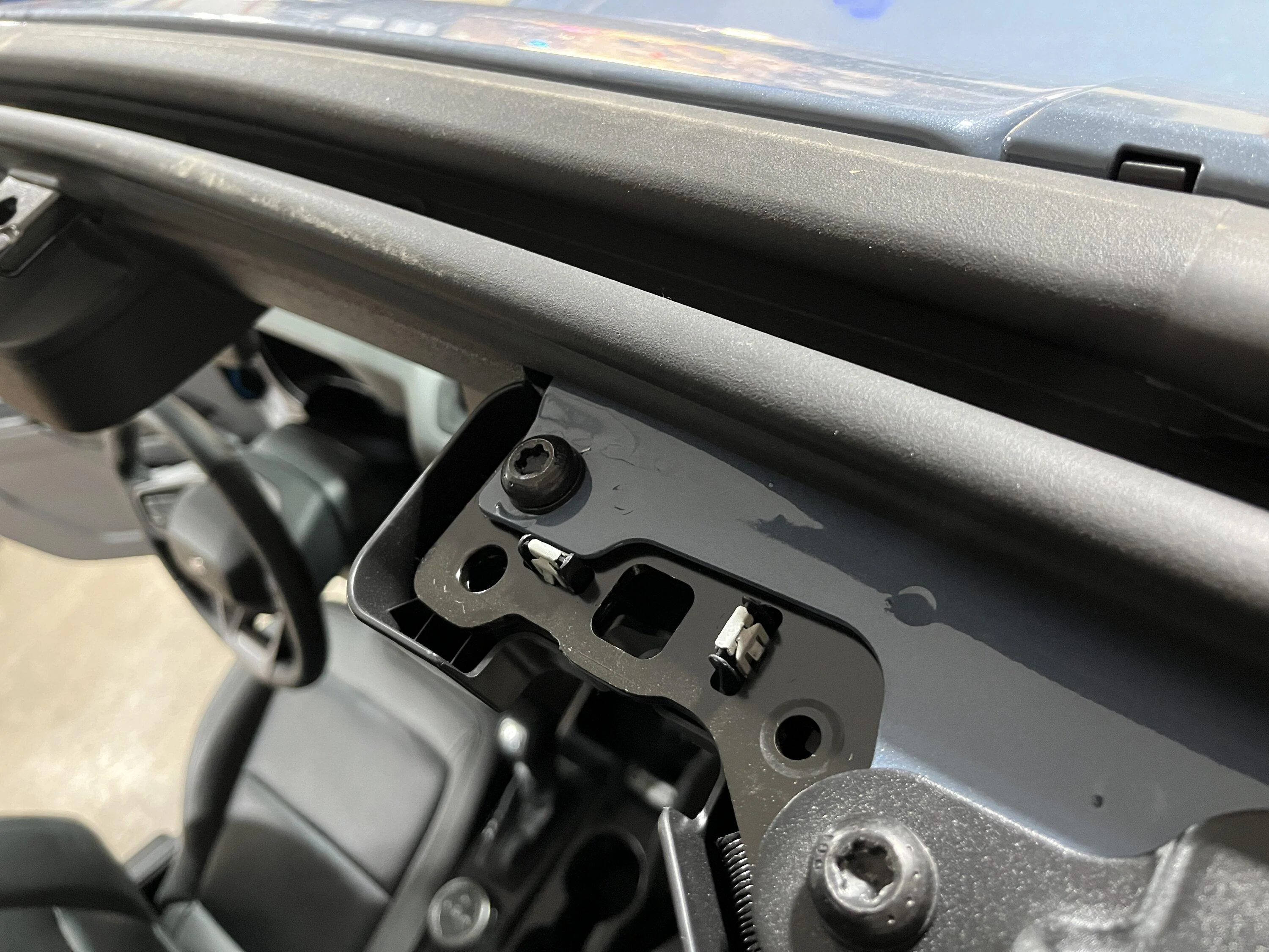 Ford Bronco Bestop Sunrider Install and Review 2024 (2 Door) 20240527_203531547_iOS