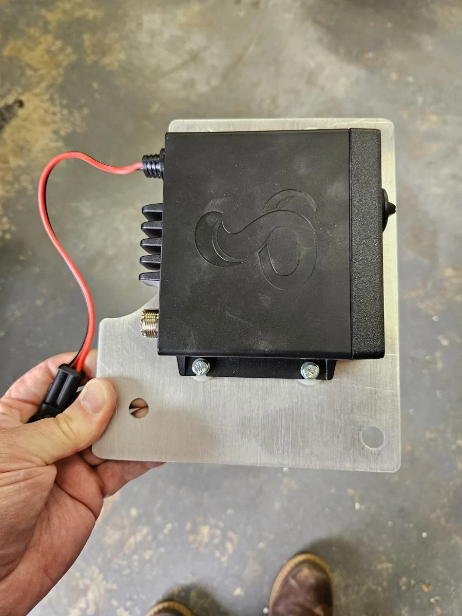 Ford Bronco Cobra 75 All Road CB Radio Install 20240518_103414