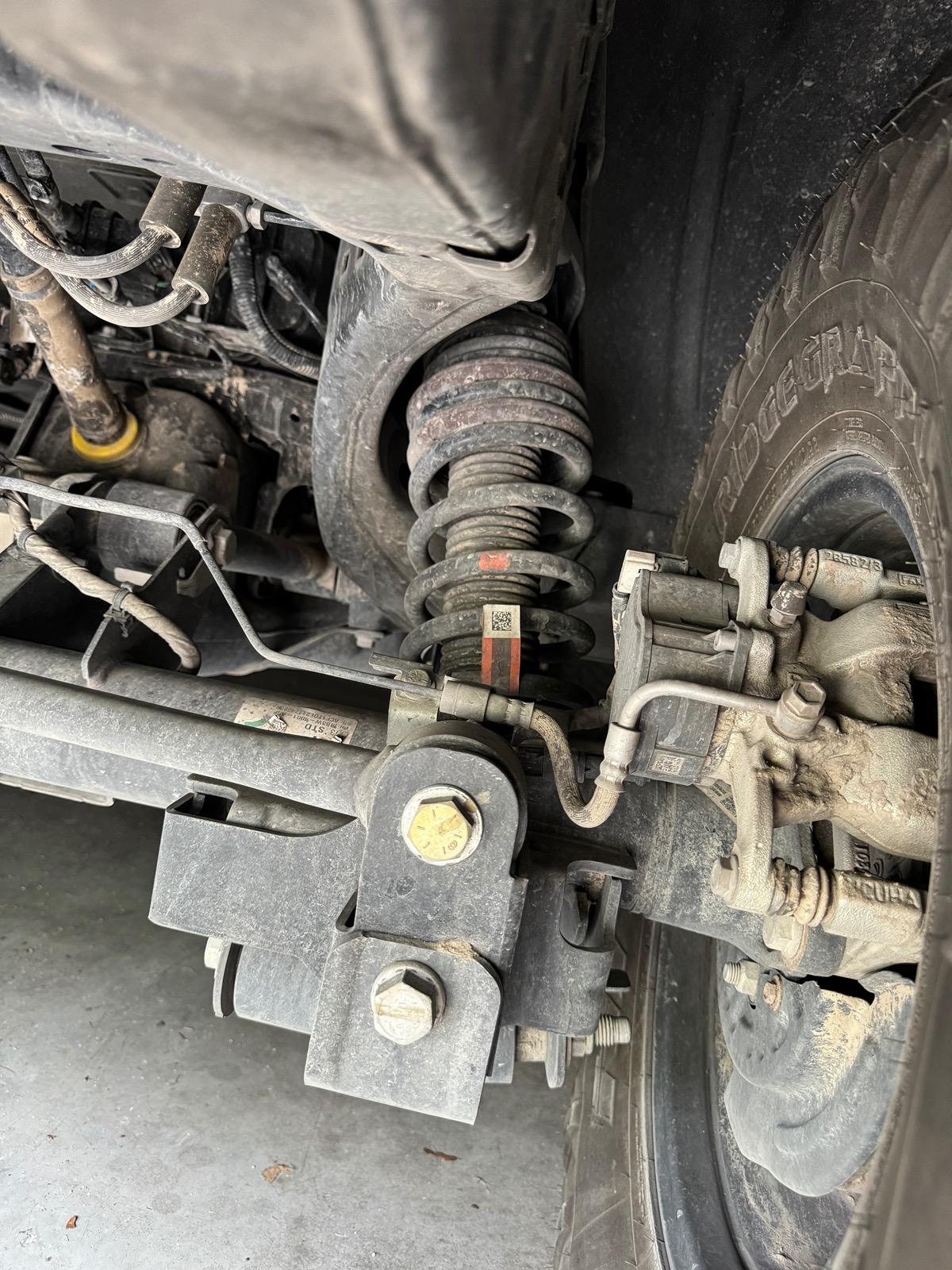 Ford Bronco Lift kit? Or Leveling kit? IMG_1221