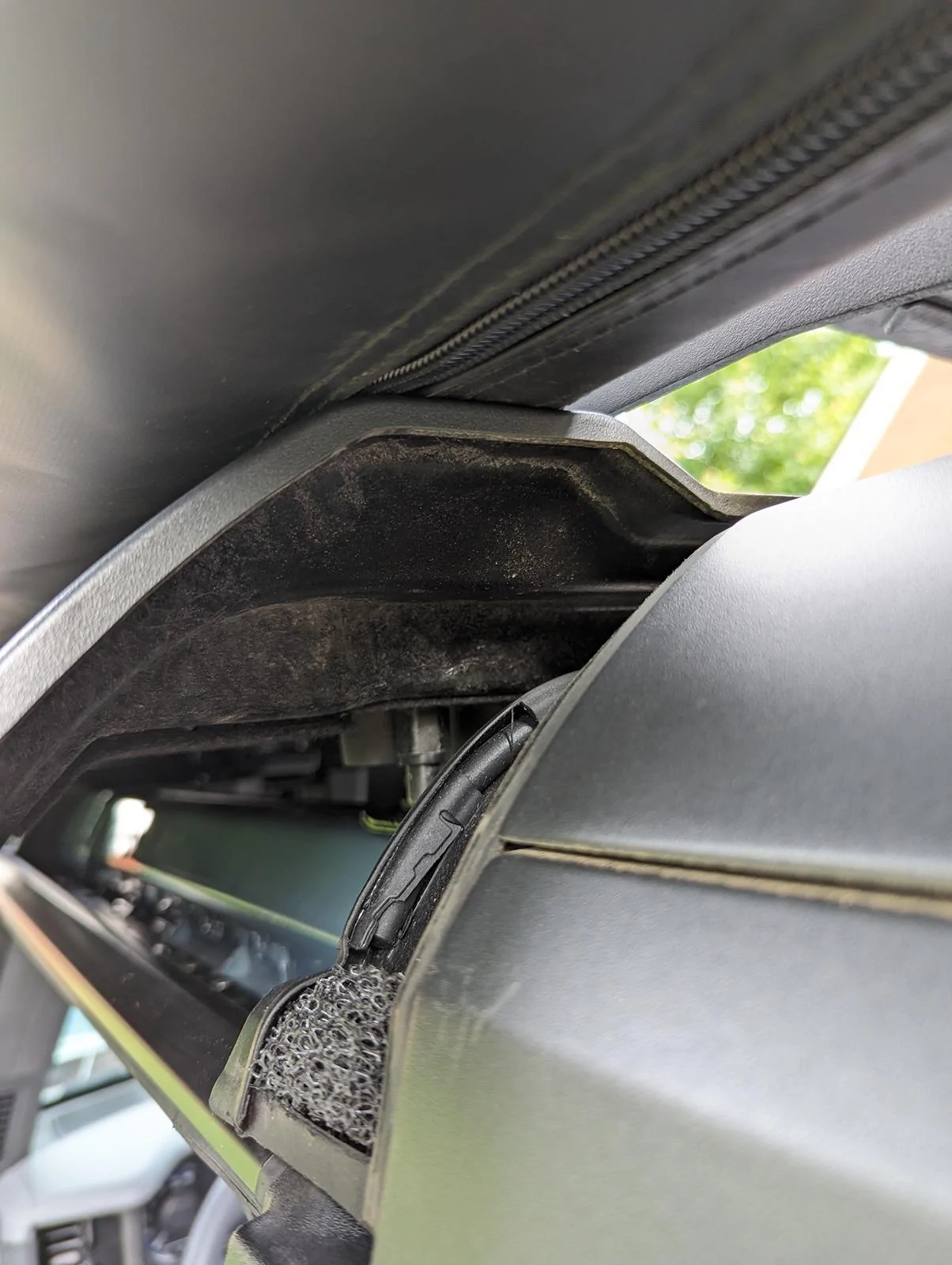 Ford Bronco Awning interfering with top PXL_20240601_232253168