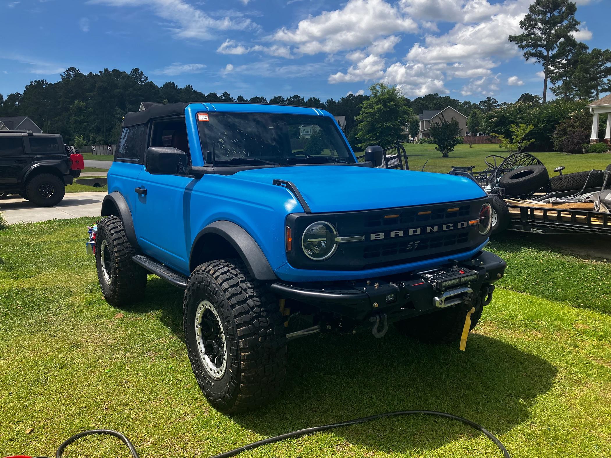 Ford Bronco Monstaliner Grabber Blue bed liner coating applied to Bronco exterior IMG_6173