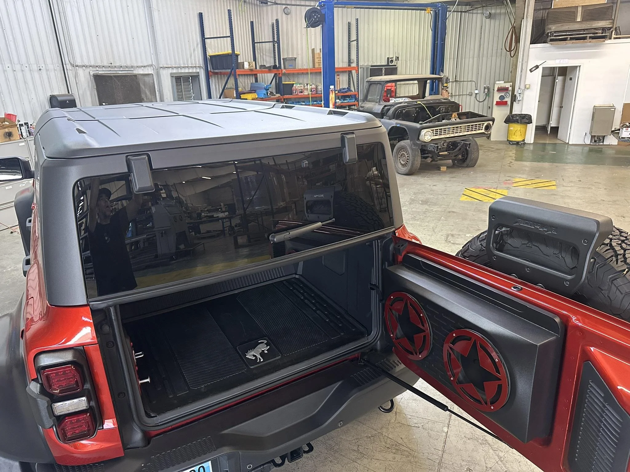 Ford Bronco Ultimate Stereo Upgrade Thread IMG_0523