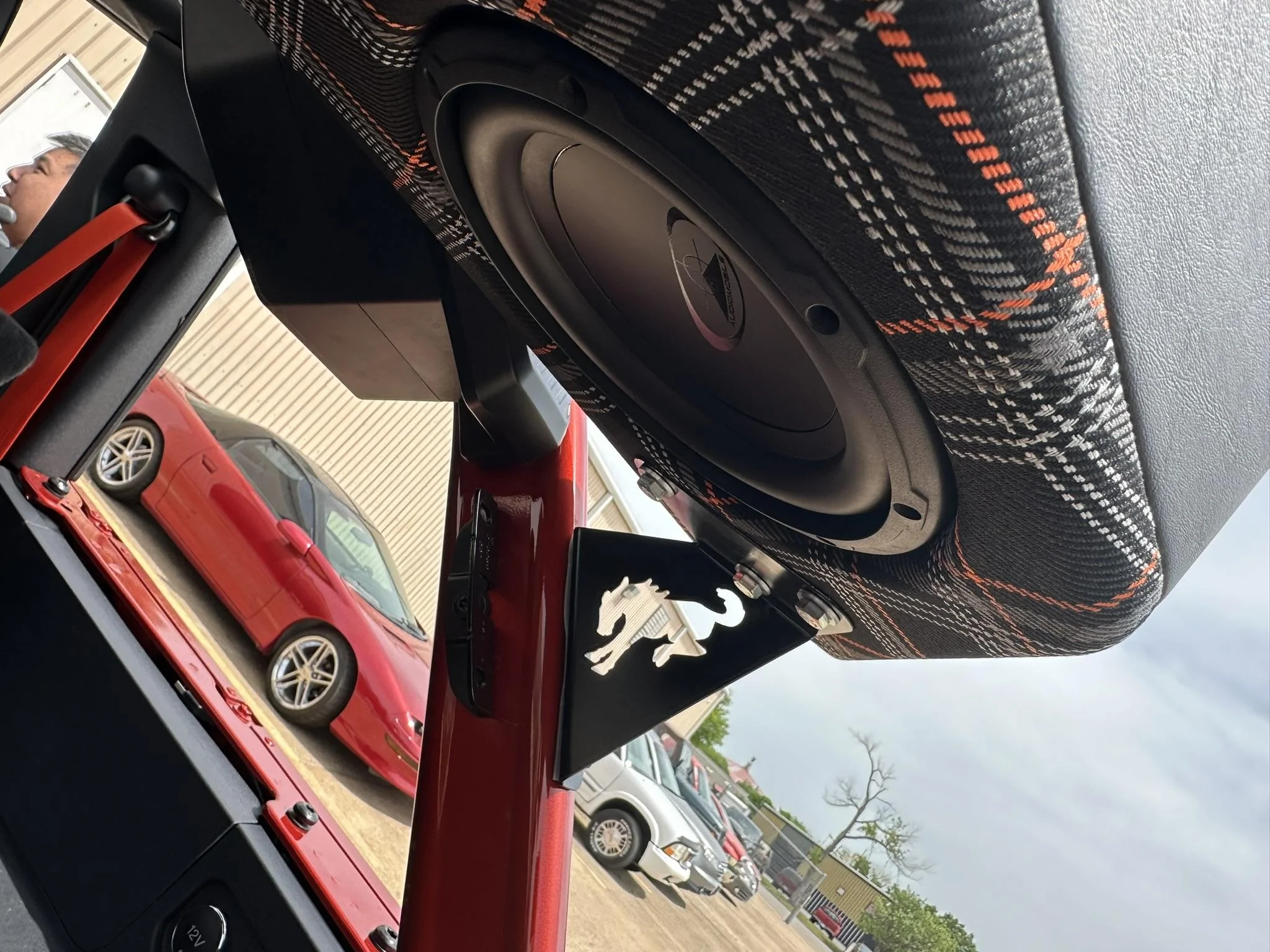 Ford Bronco Ultimate Stereo Upgrade Thread IMG_0091