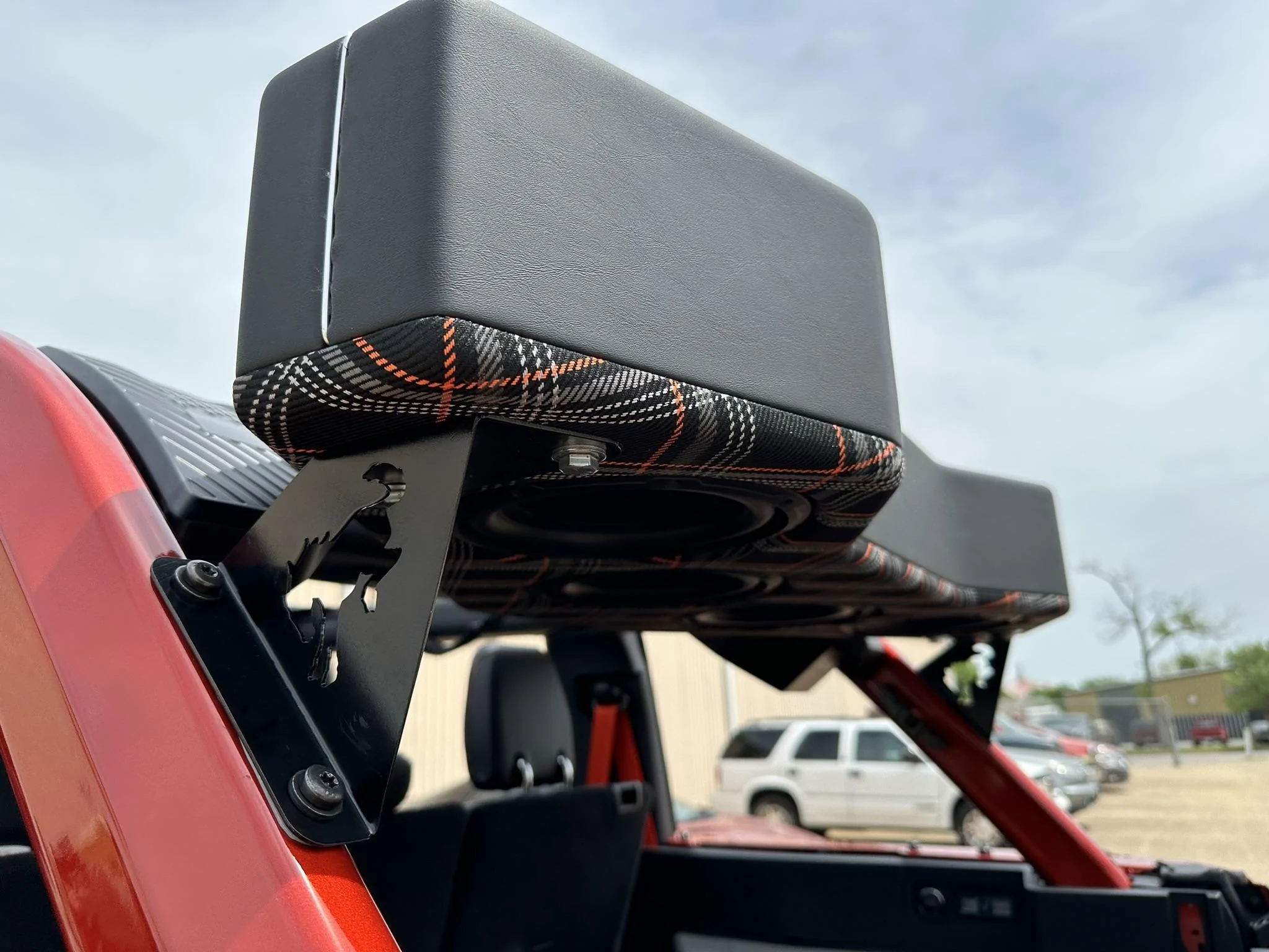 Ford Bronco Ultimate Stereo Upgrade Thread IMG_0088