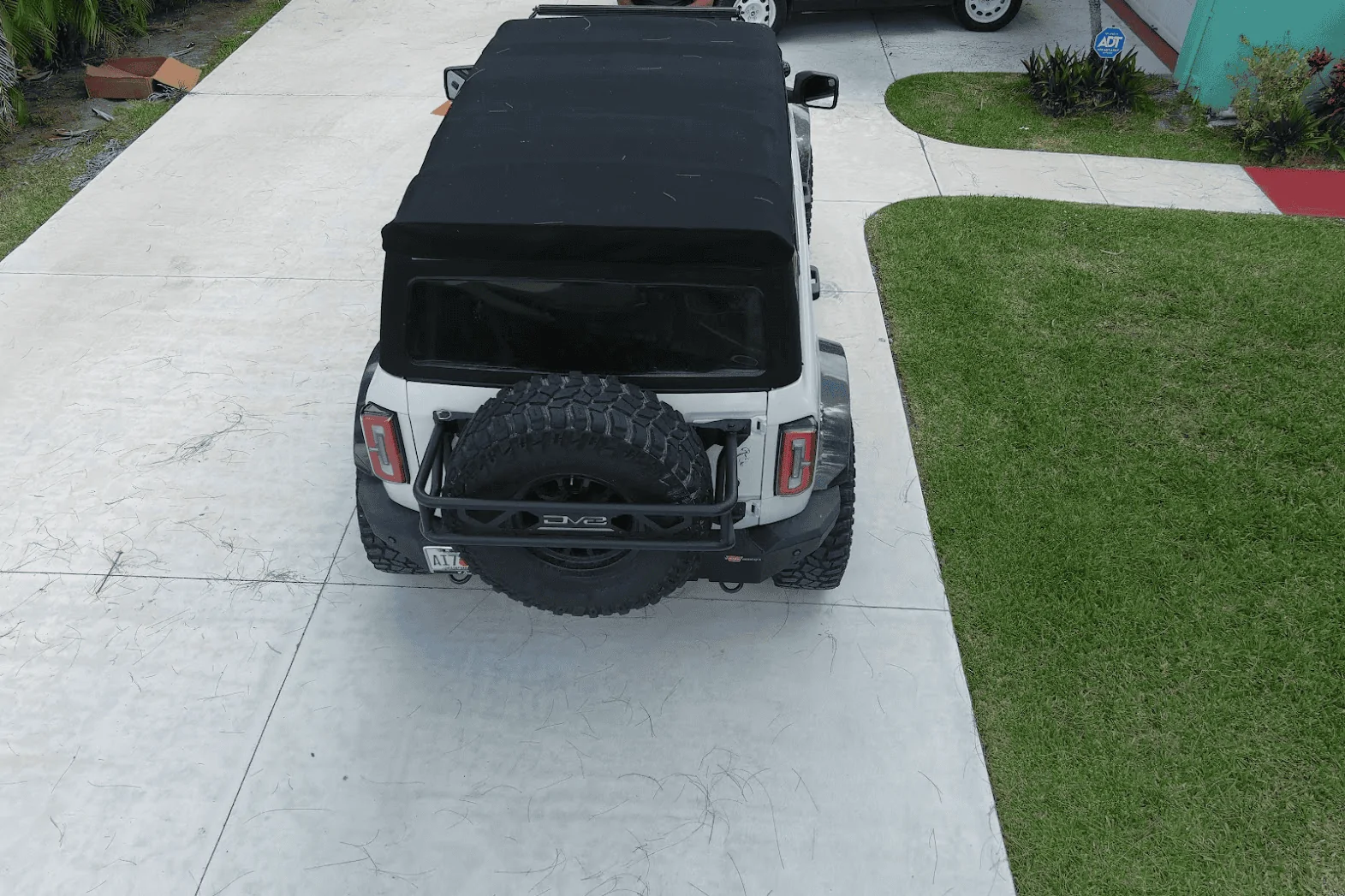 Ford Bronco DV8 Accessory Mount and Spare Tire Guard 1717442951746-gn