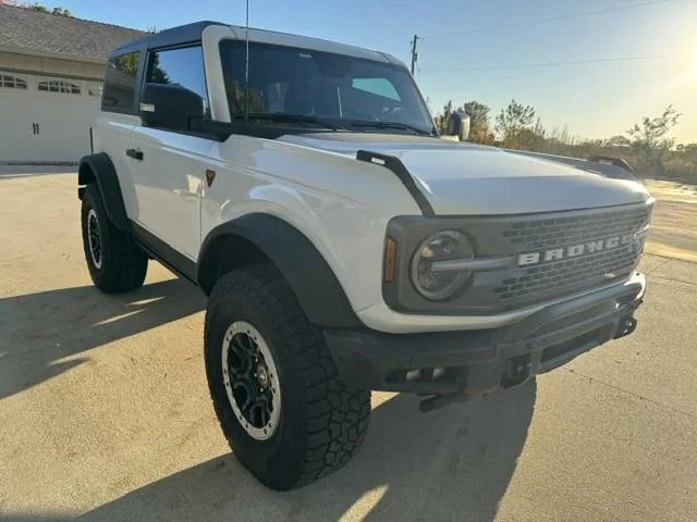 Ford Bronco Bronco Team 2 door. img_6200-jpeg