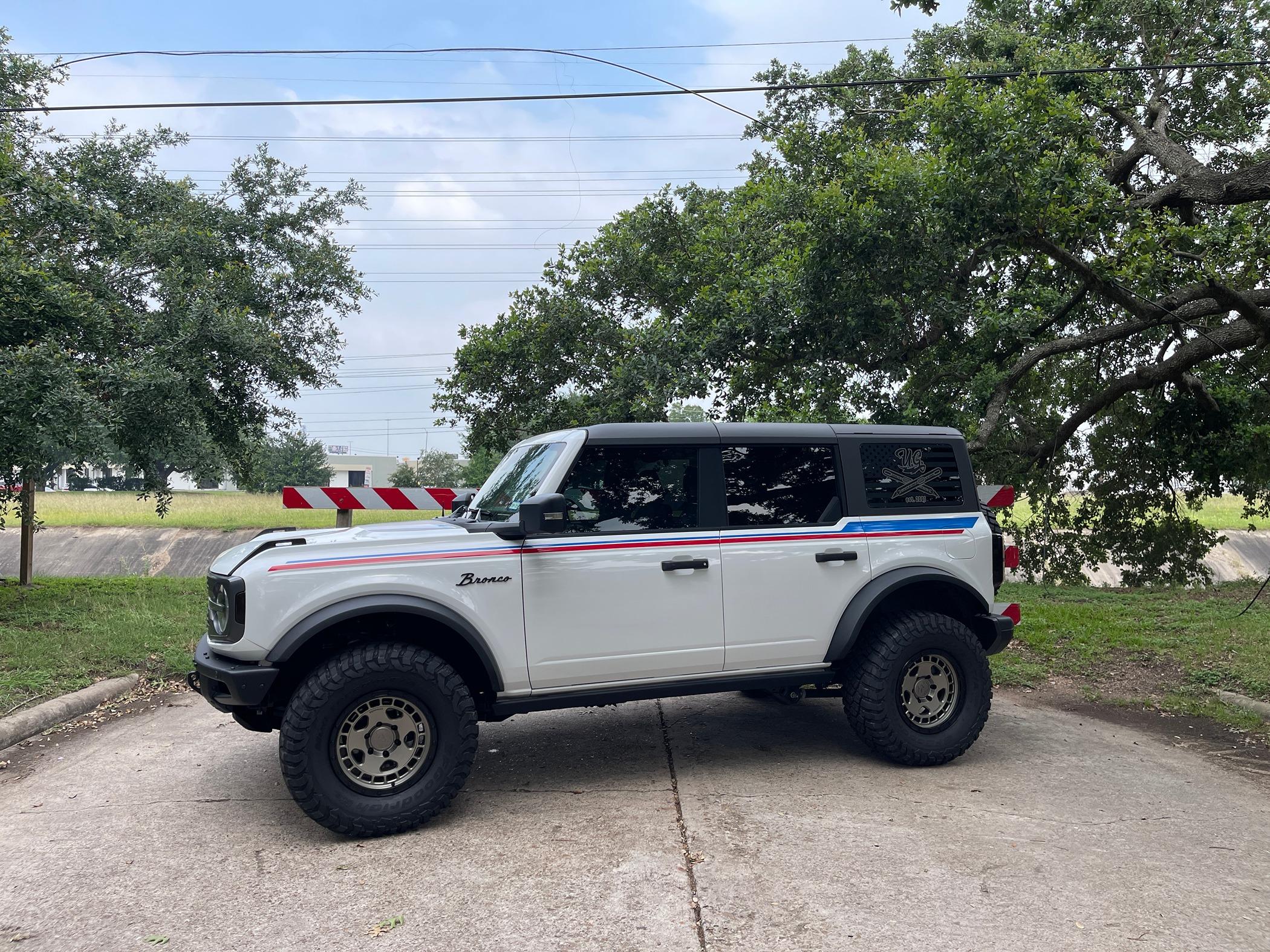 Ford Bronco 🆕 Bronco Doubleback Stripe IMG_7965.JPG