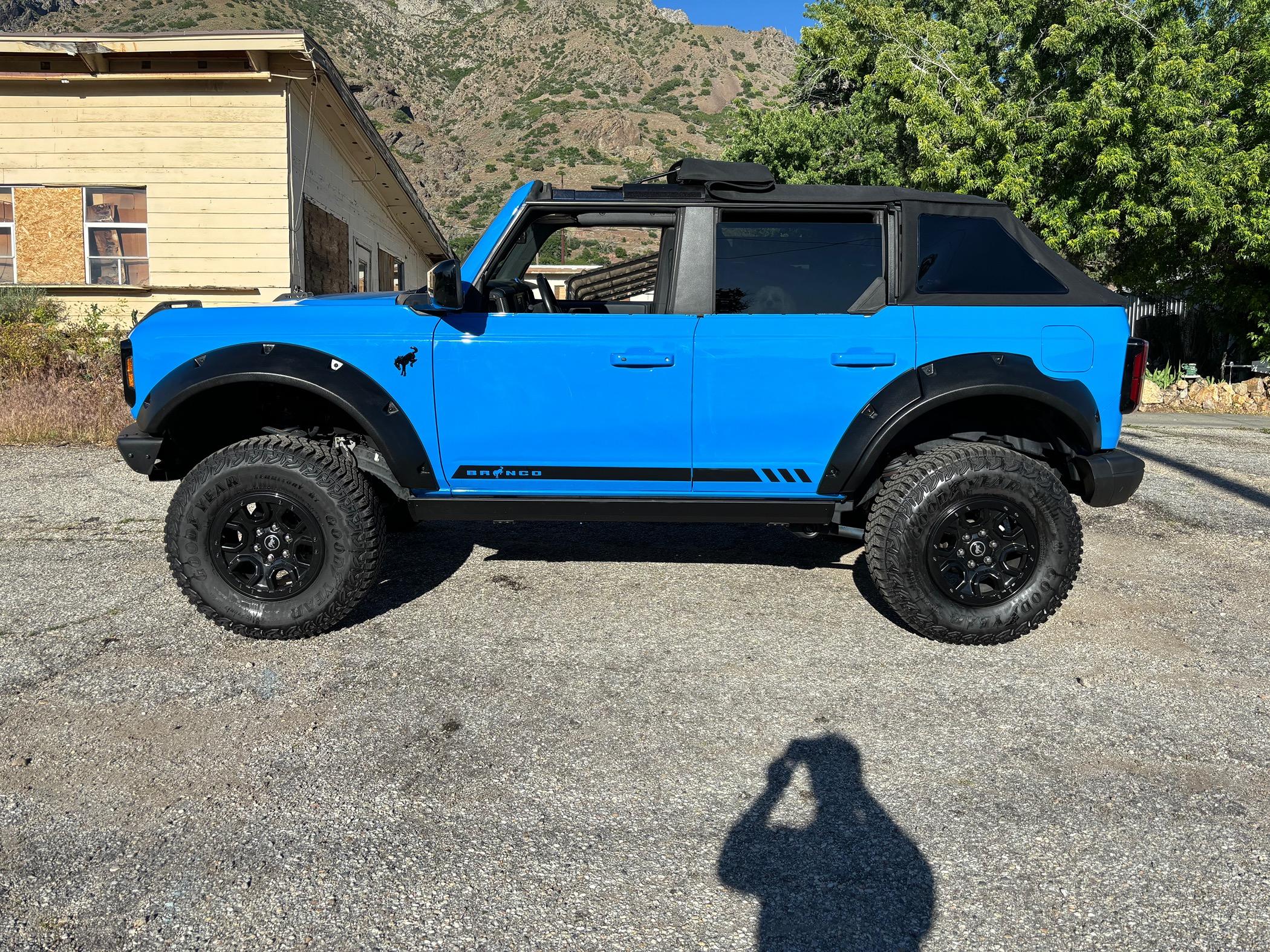 Ford Bronco Bushwacker flares installed on custom paint Grabber Blue Bronco IMG_0291