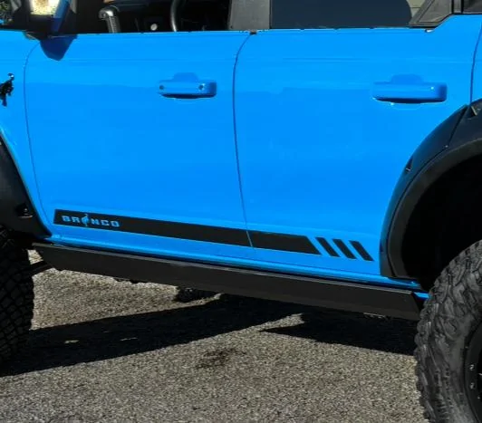 Ford Bronco Rough country power steps installed IMG_0294