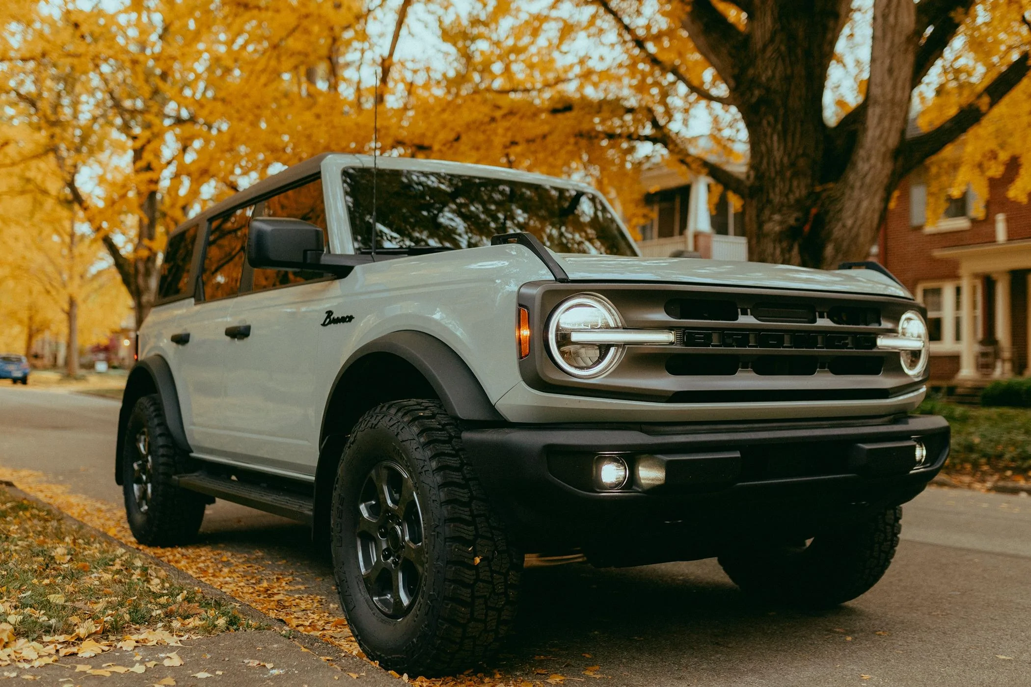 Ford Bronco Script emblem color in Cactus Grey jacobwallphotography-15