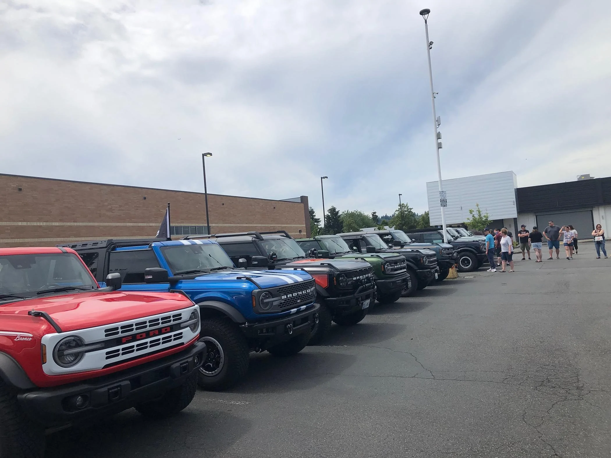 Ford Bronco What did you do TO / WITH your Bronco today? 👨🏻‍🔧🧰🚿🛠 IMG_2688