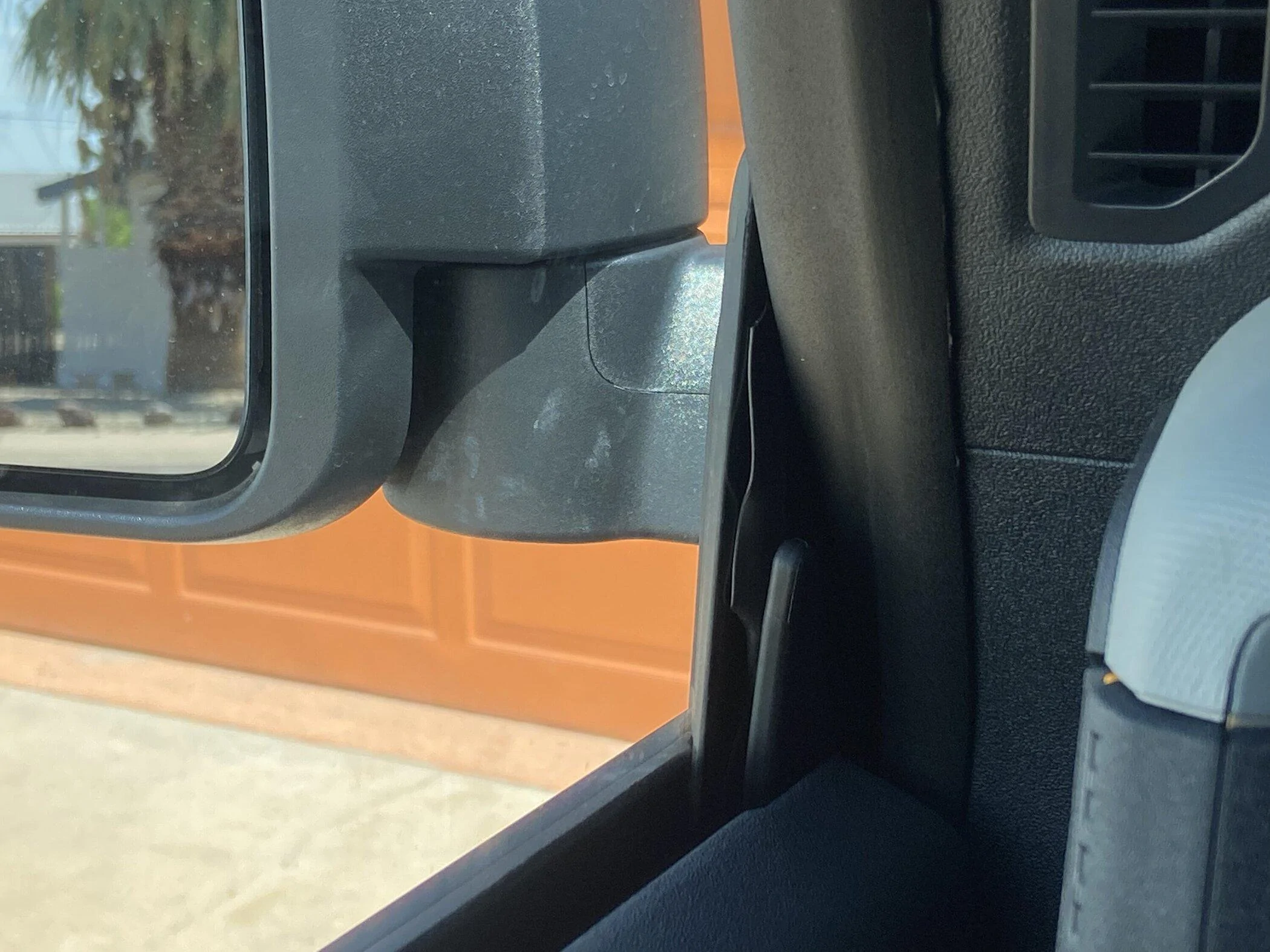 Ford Bronco Wind Noise From Rubber Seal 1718066107652-io