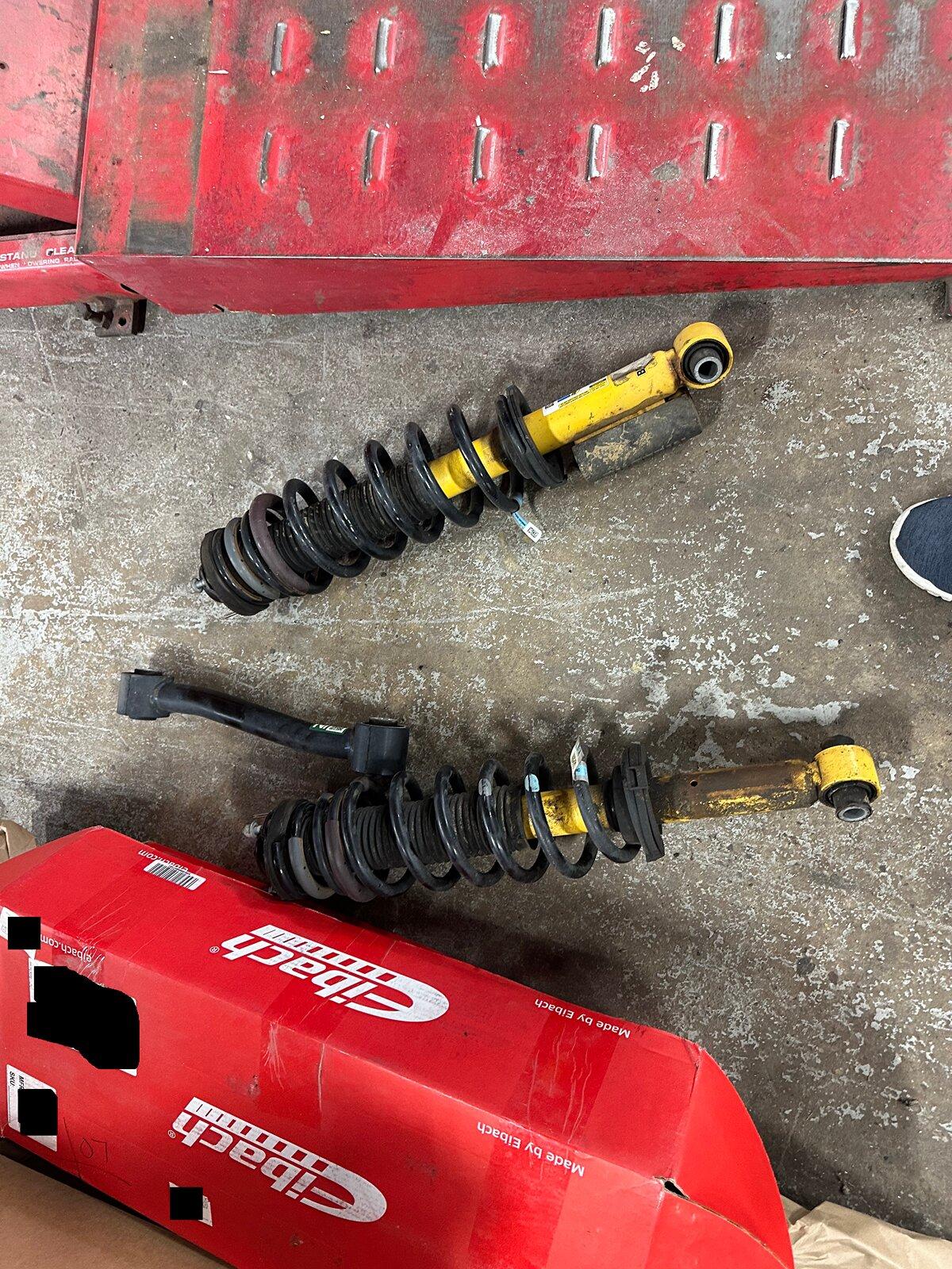 Ford Bronco 💔Bilstein you have some s’plaining to do! 🤬 Ashley 4
