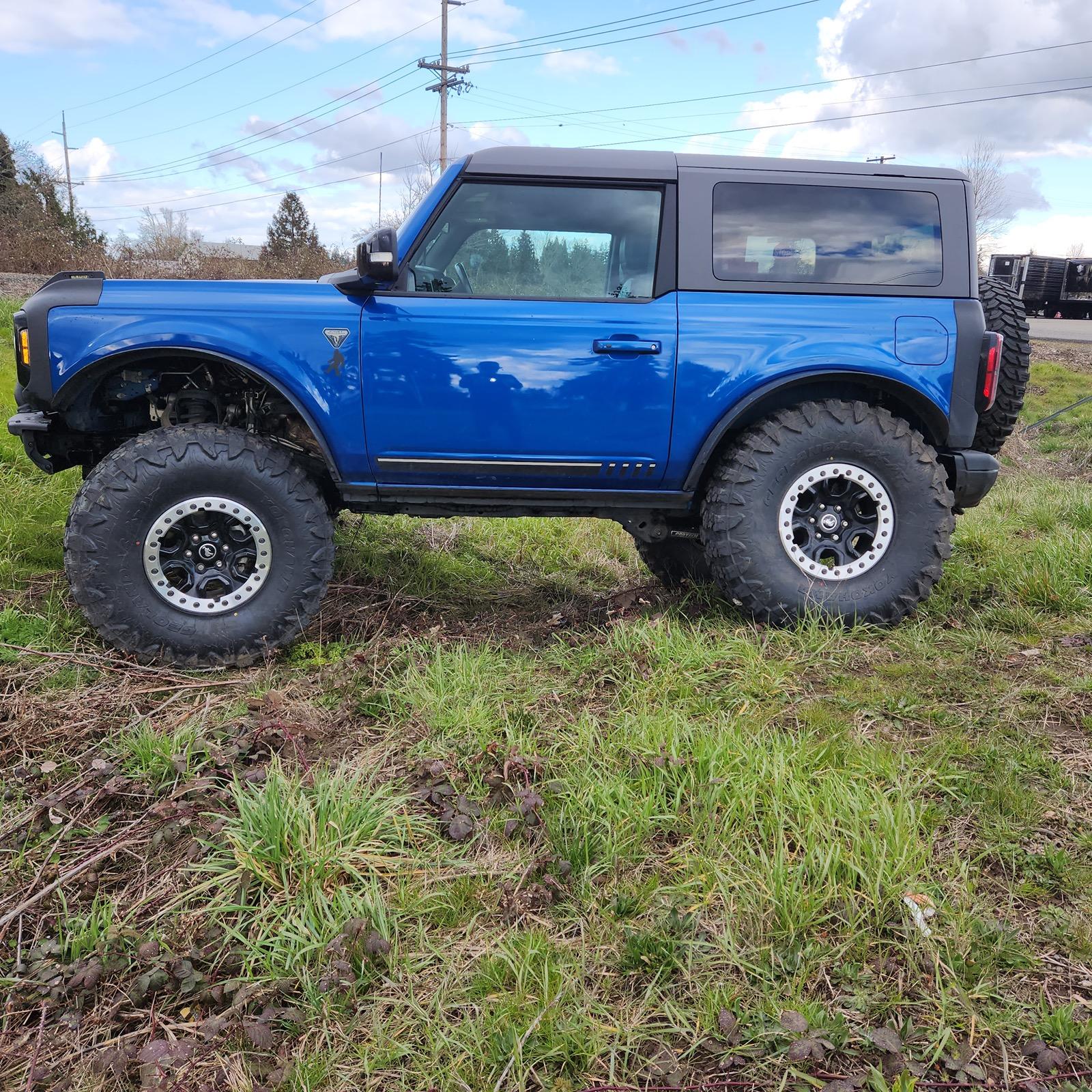 Ford Bronco HERITAGE EDITION Bronco Club 1718159658836-07