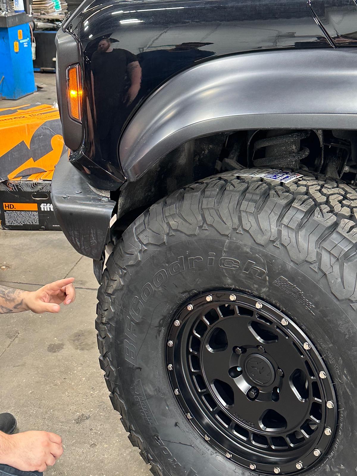 Ford Bronco Bronco Raptor on 39s AEAAB8B5-C497-464D-BC2F-664A75475BE8