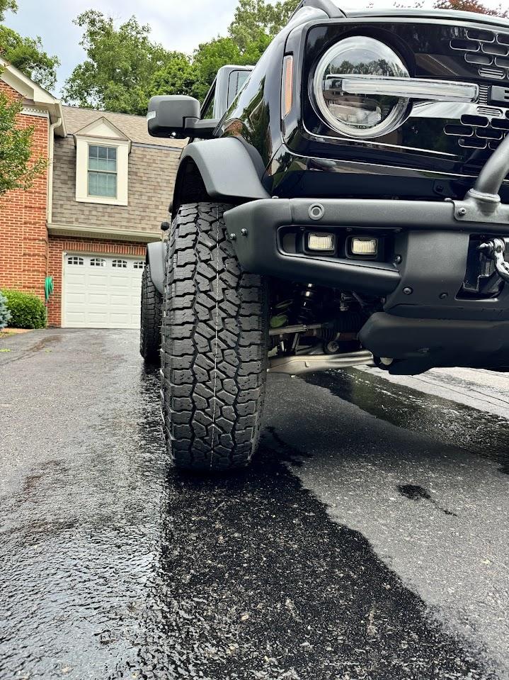 Ford Bronco OBX SAS Wheels vs Method 305NV 0 offset IMG_1567