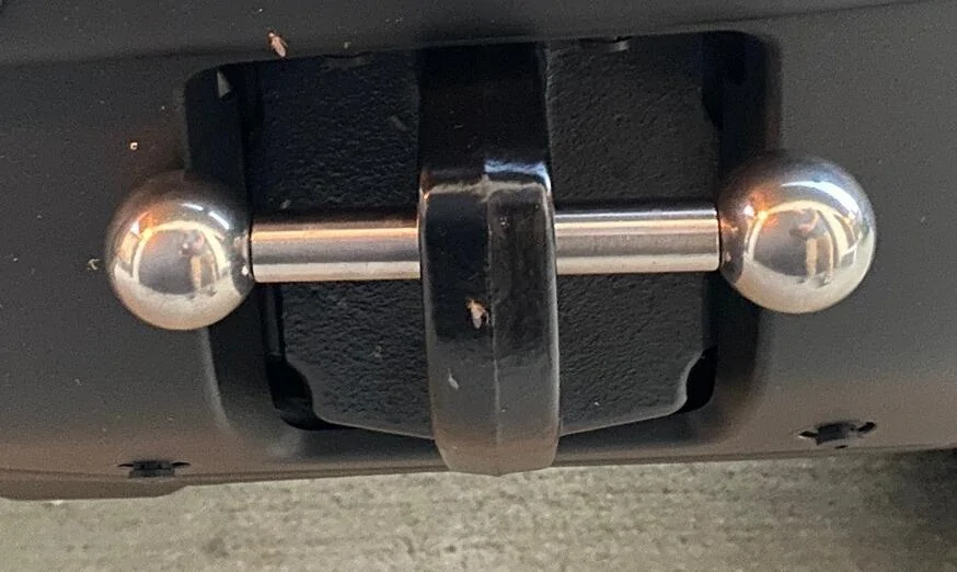 Ford Bronco New Piercing? 8g56tdal