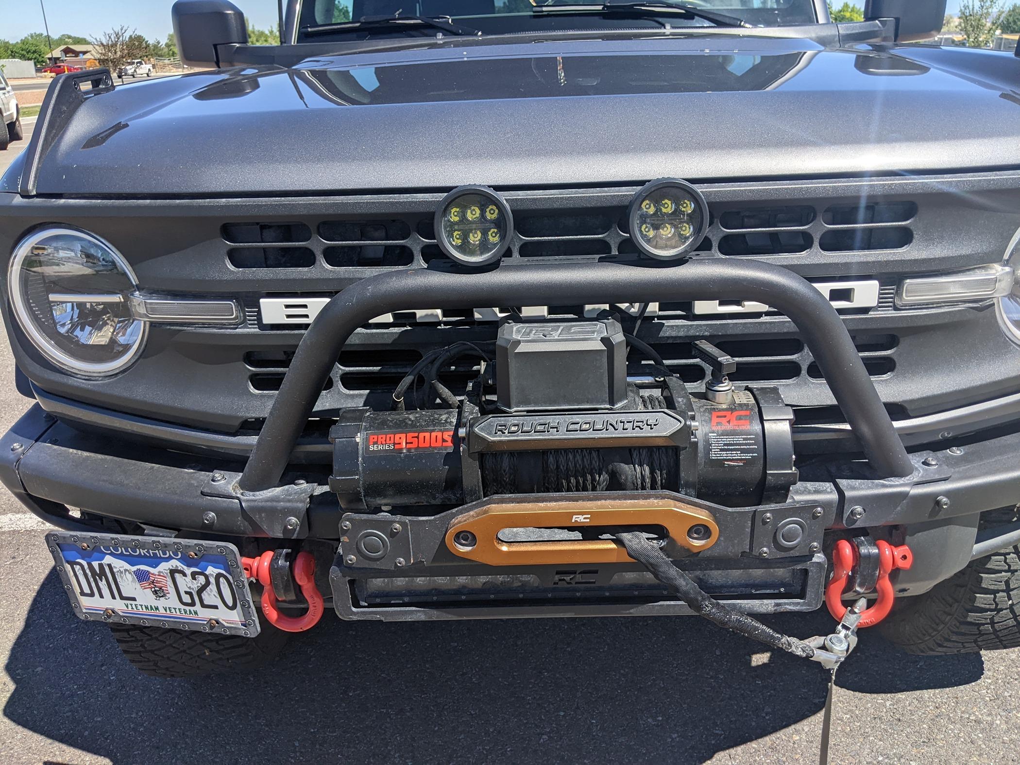 Ford Bronco '22 Black Diamond SAS-$45000 Bronoco front winch