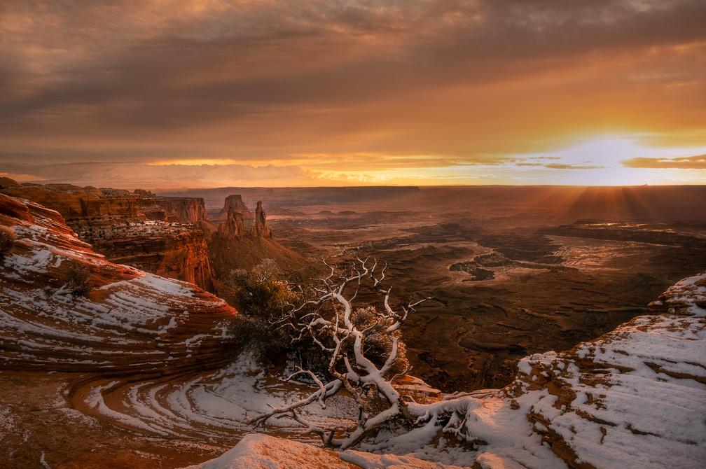 Ford Bronco More Than Just Parks - Canyonlands National Park 8K Video mesa2