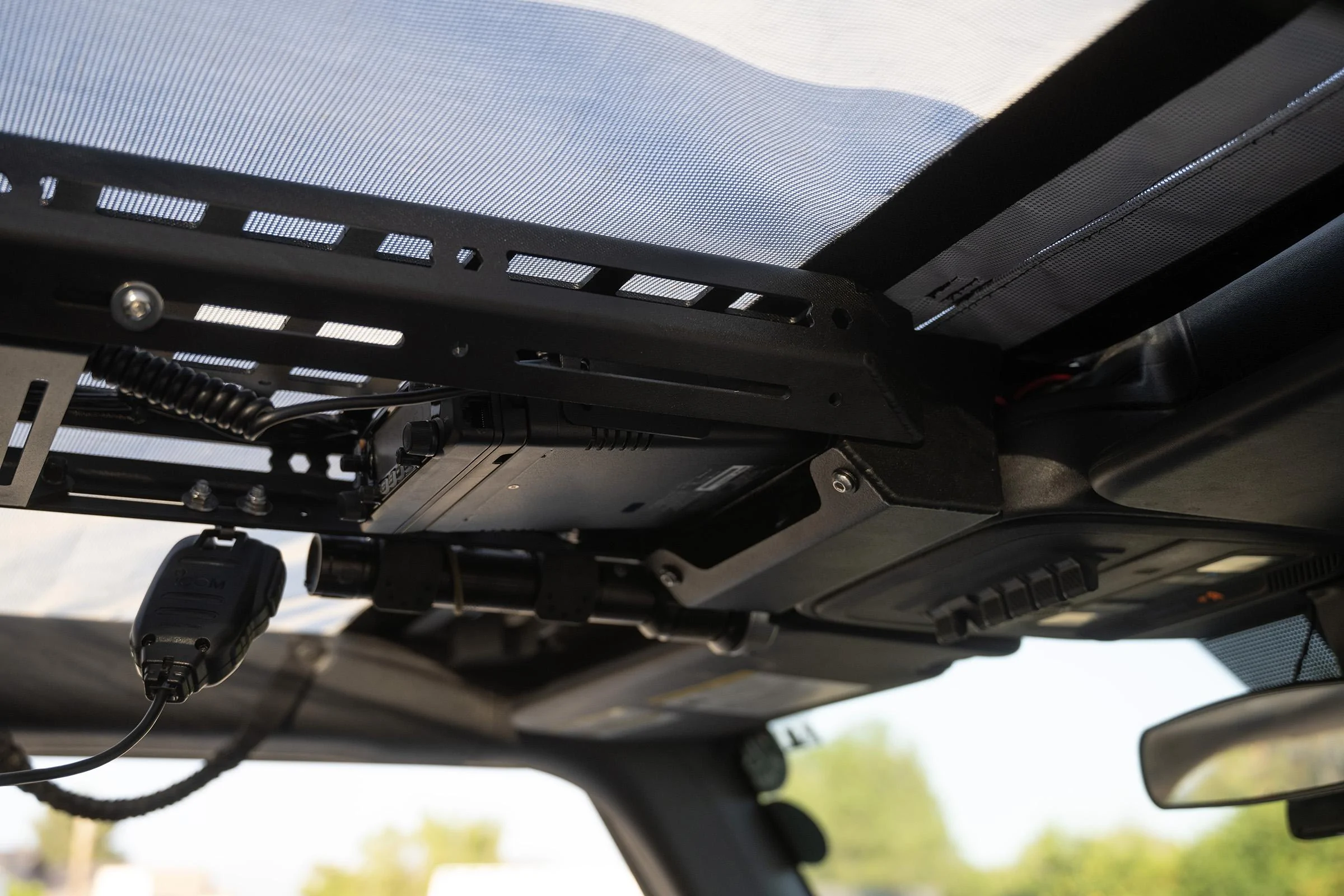 Ford Bronco Installing the Lobo Off-Road Overhead Mount System DTS_7559X-2400