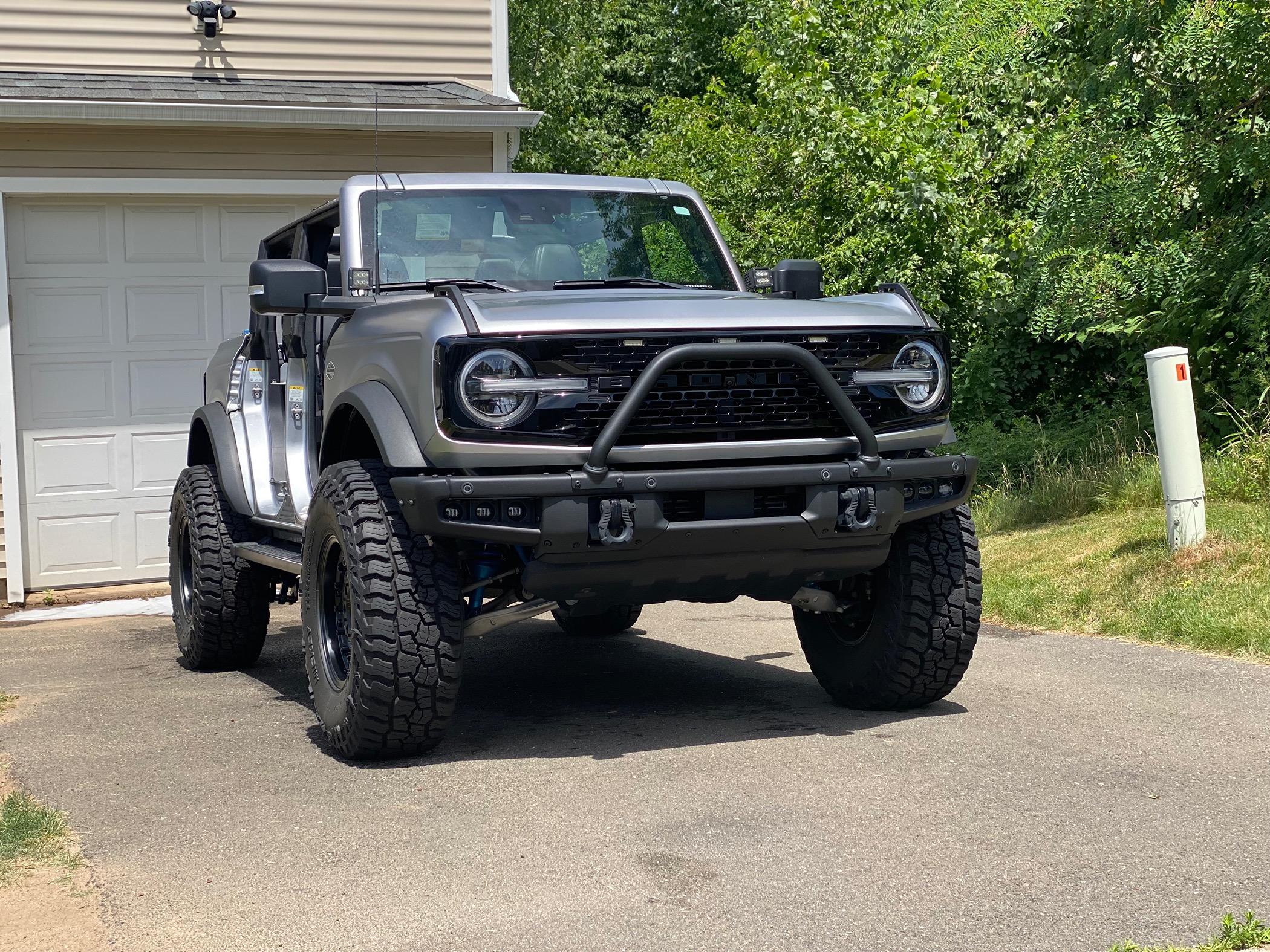 Ford Bronco SavSqch Buck Naked!!! IMG_0030