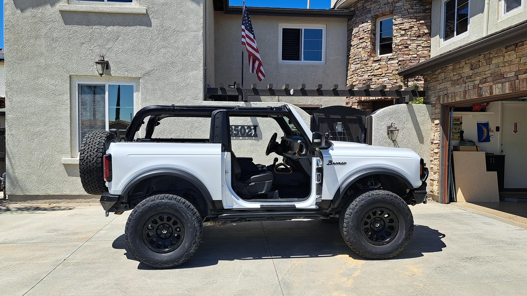 Ford Bronco Plasti Dipped my Roll Bar 20240527_141504