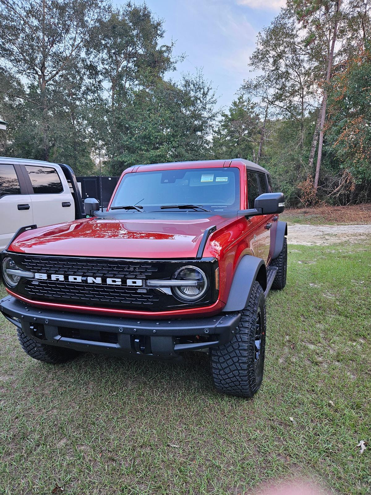 Ford Bronco Goodbye Bronco… 1000001912