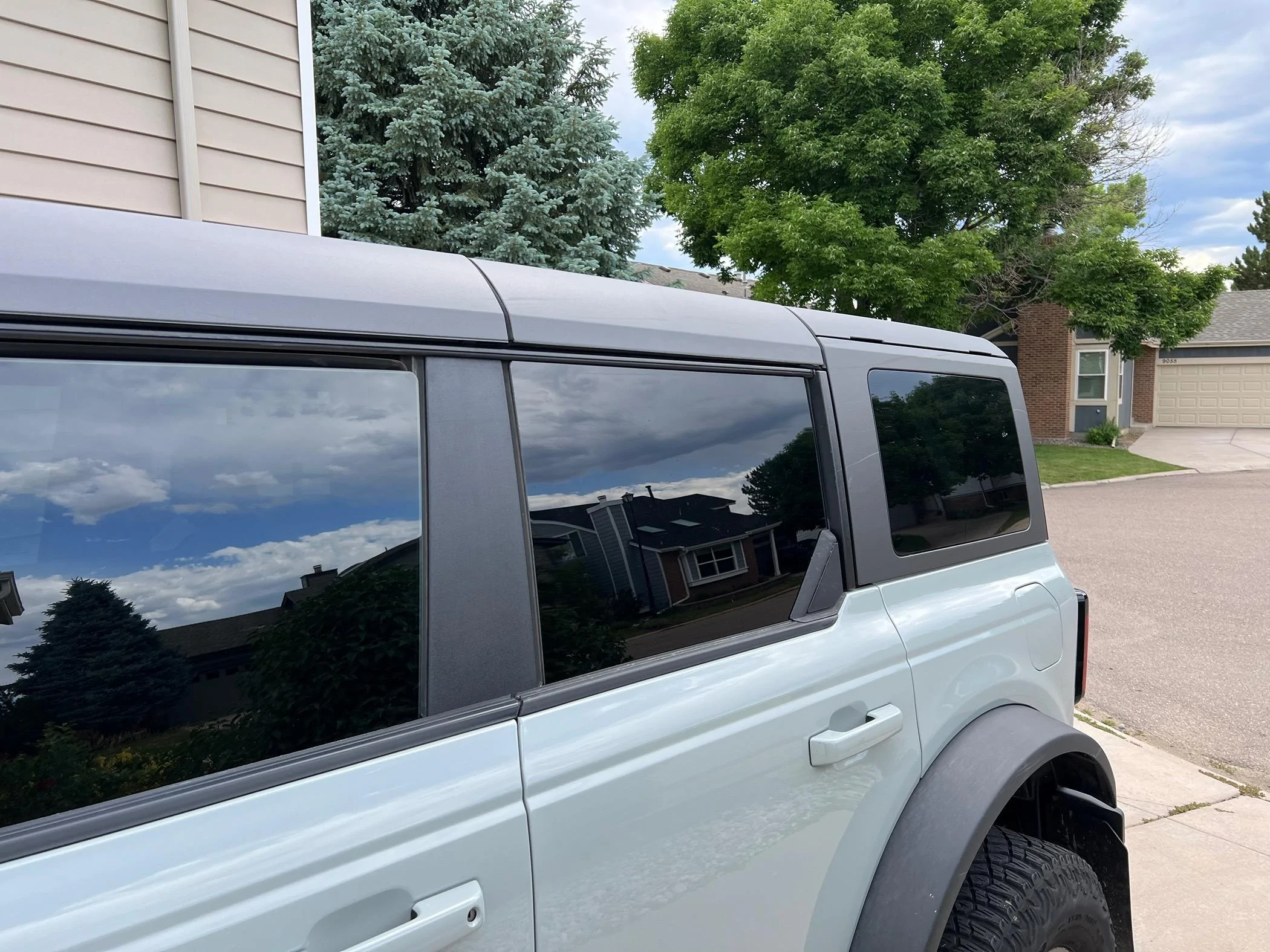 Ford Bronco OEM hardtop - 4 door IMG_9391