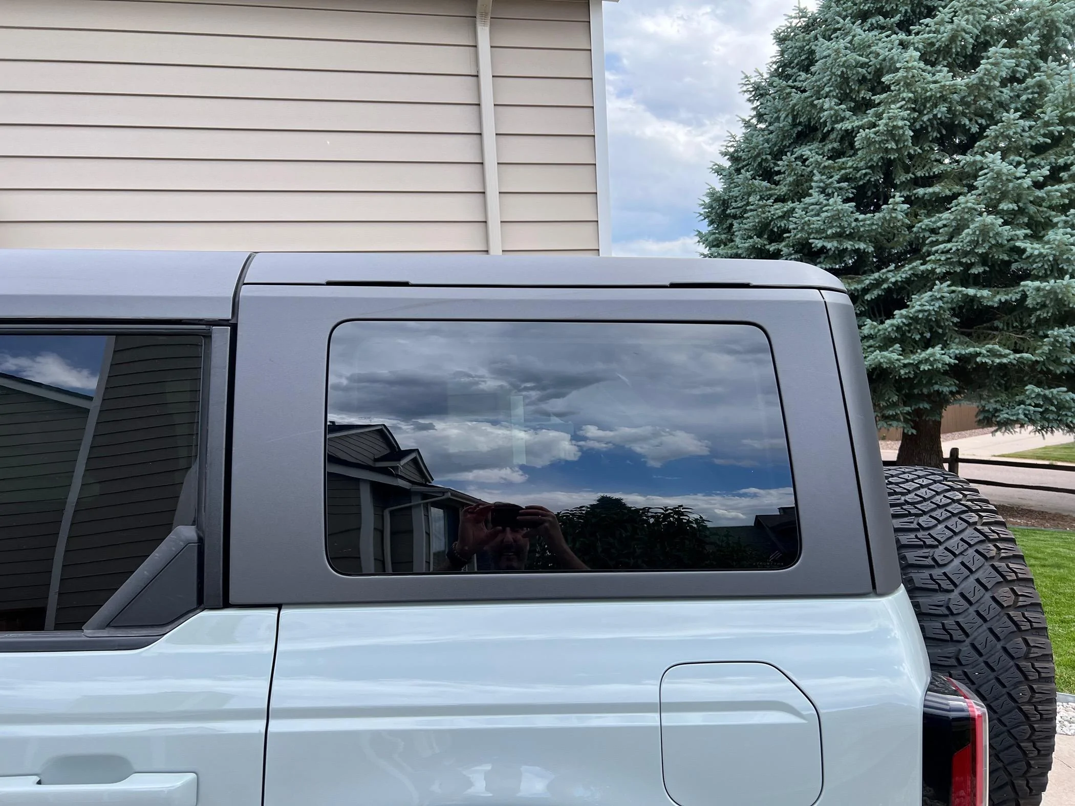 Ford Bronco OEM hardtop - 4 door IMG_9392