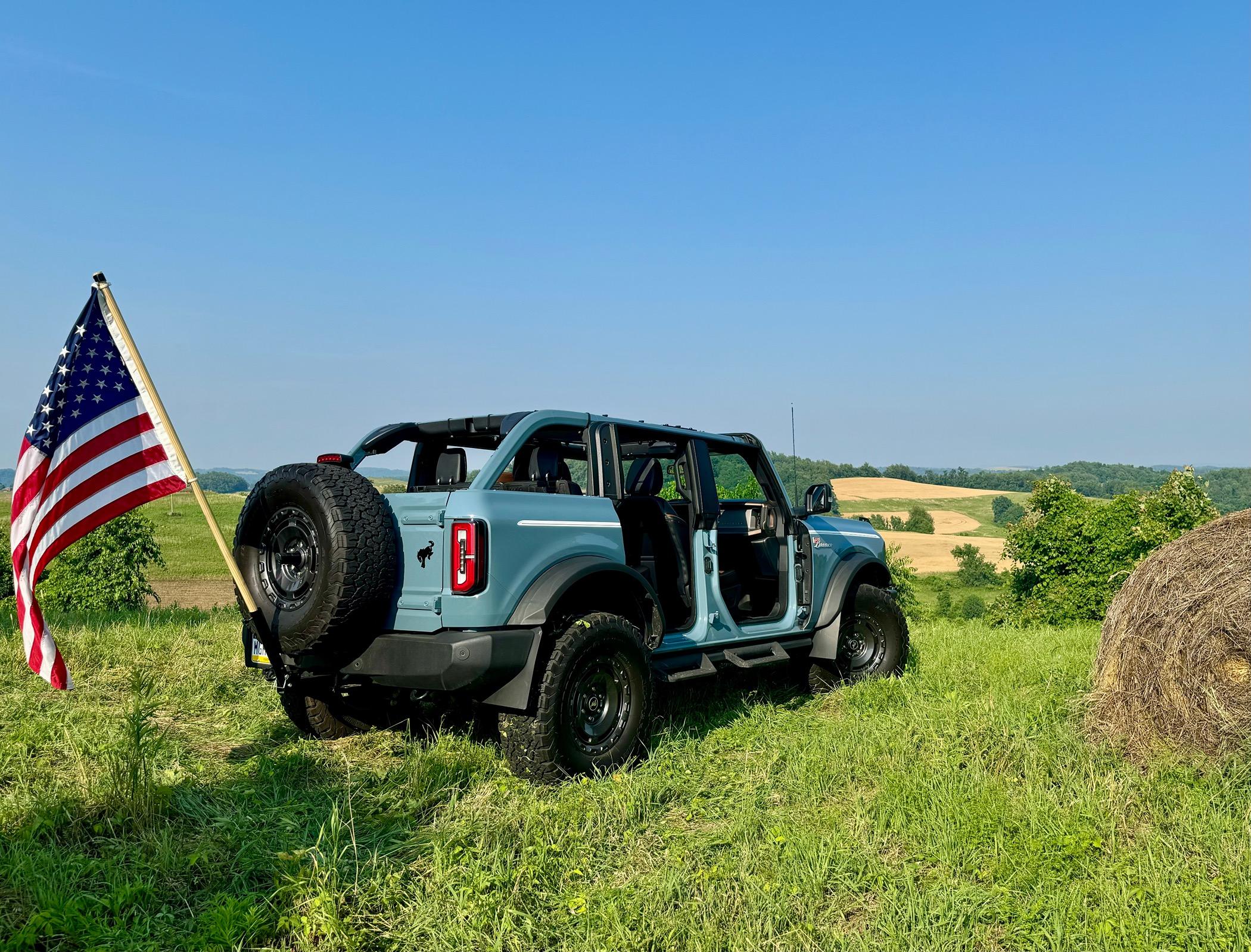Ford Bronco AREA 51 Bronco Club IMG_2152