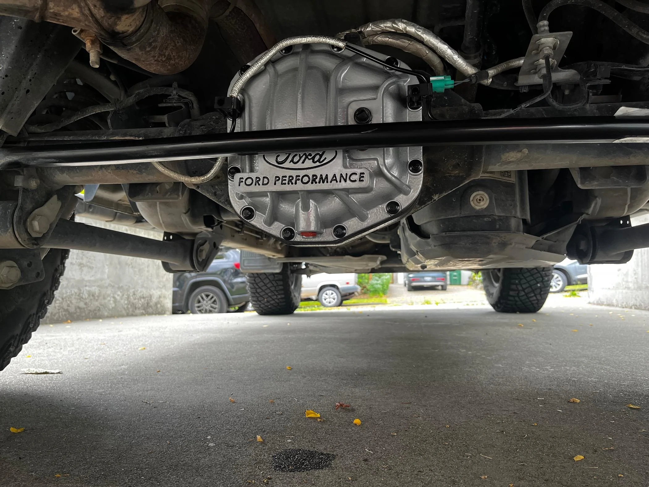 Ford Bronco Double check your rear diff factory fluid level. IMG_2468