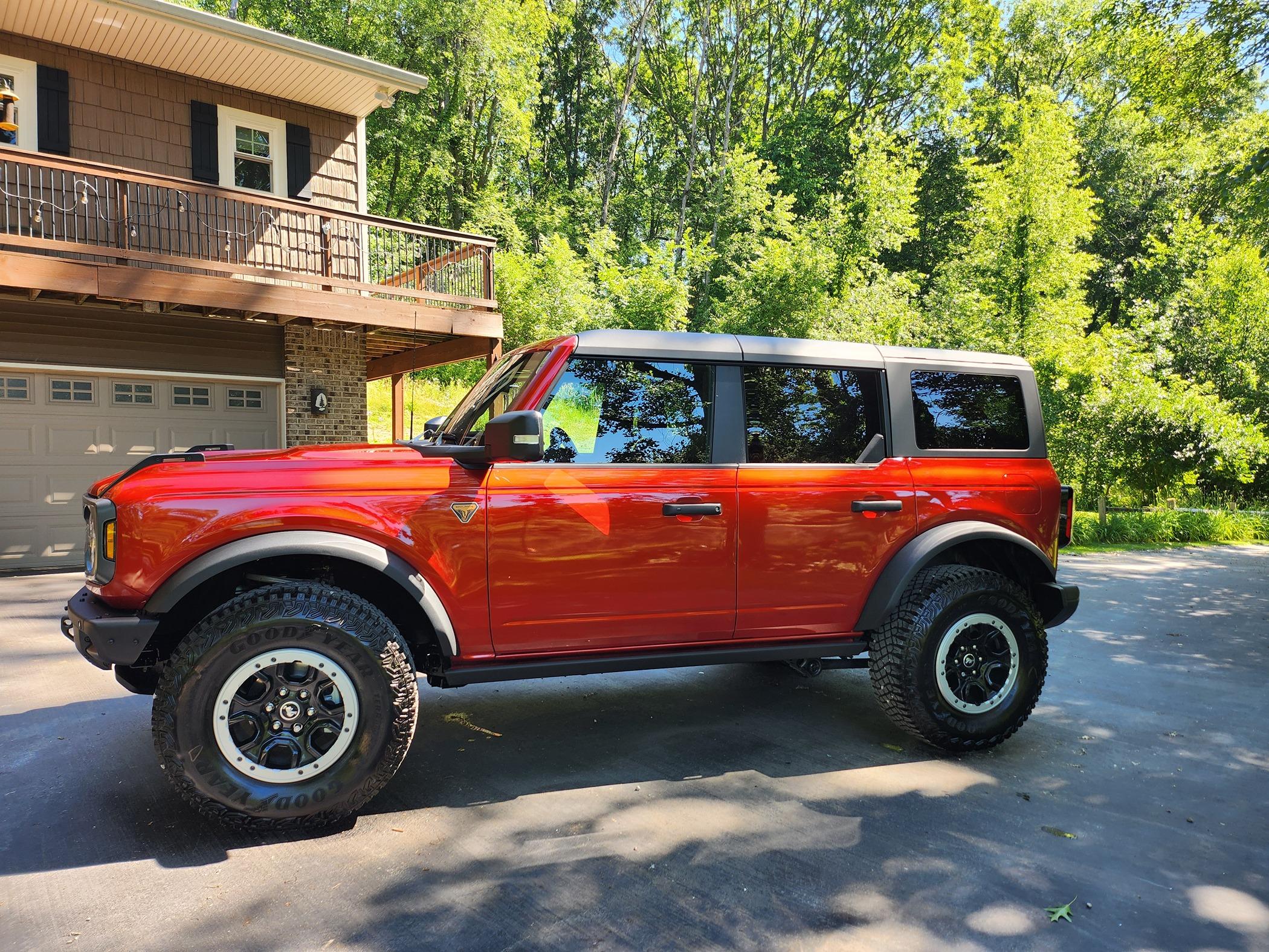 Ford Bronco HOT PEPPER RED Bronco Club 20240614_105329