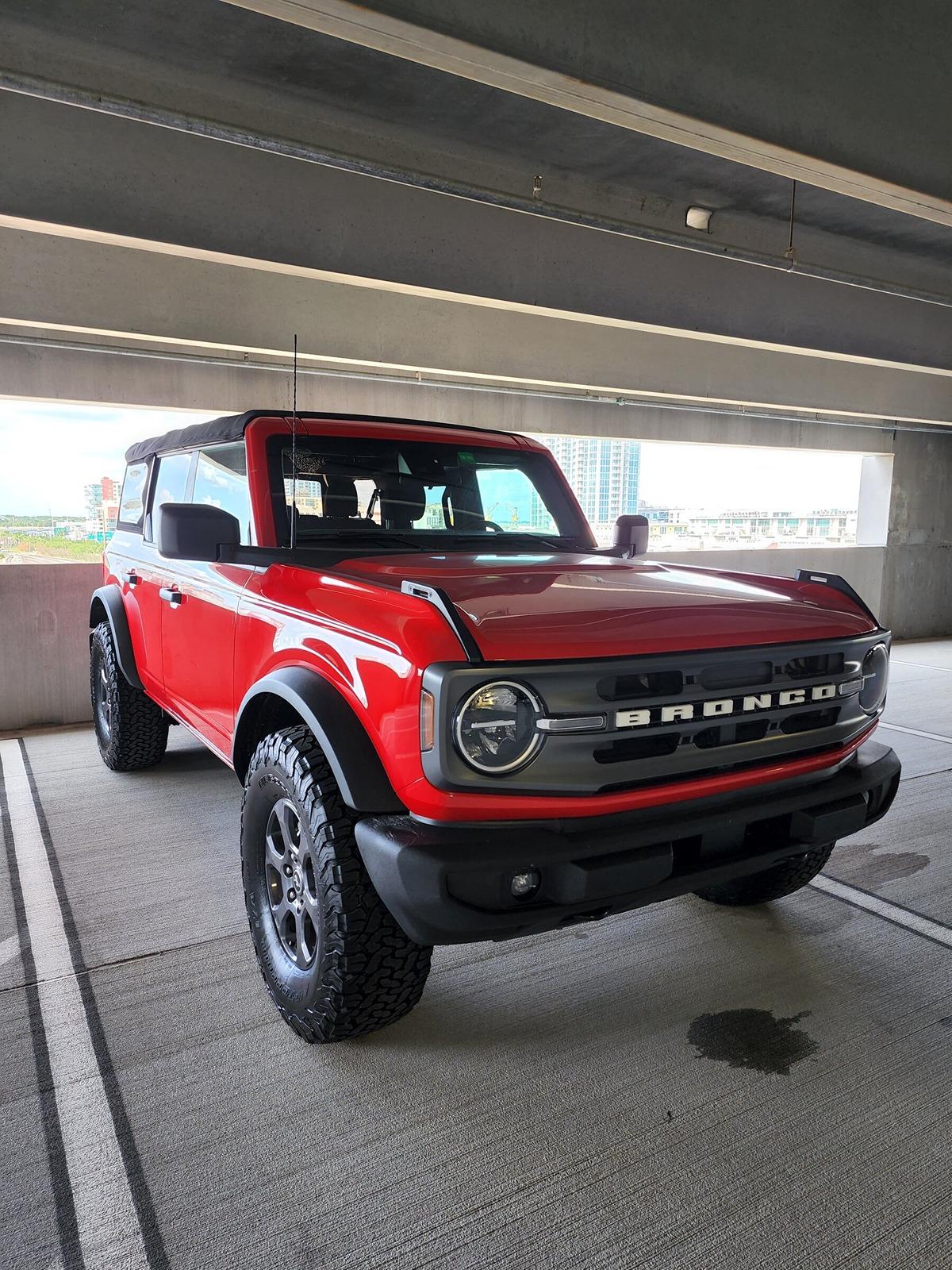 Ford Bronco Largest tires for Black Diamond - 17" Black High Gloss-Painted Aluminum Wheels? 20220424_164224