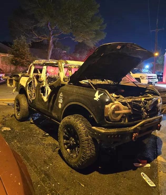 Ford Bronco Bronco on Bronco Arson! Set on Fire by Other Bronco Owners attachment-448814824_10229109428014639_2119531082527303733_n (1) copy